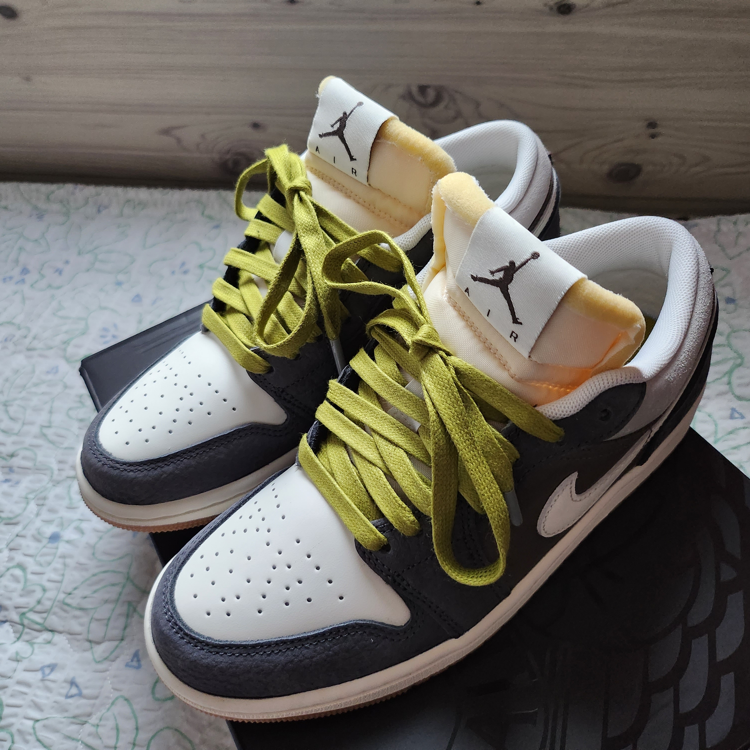 Jordan 1 Low Kkachi 착용 스타일