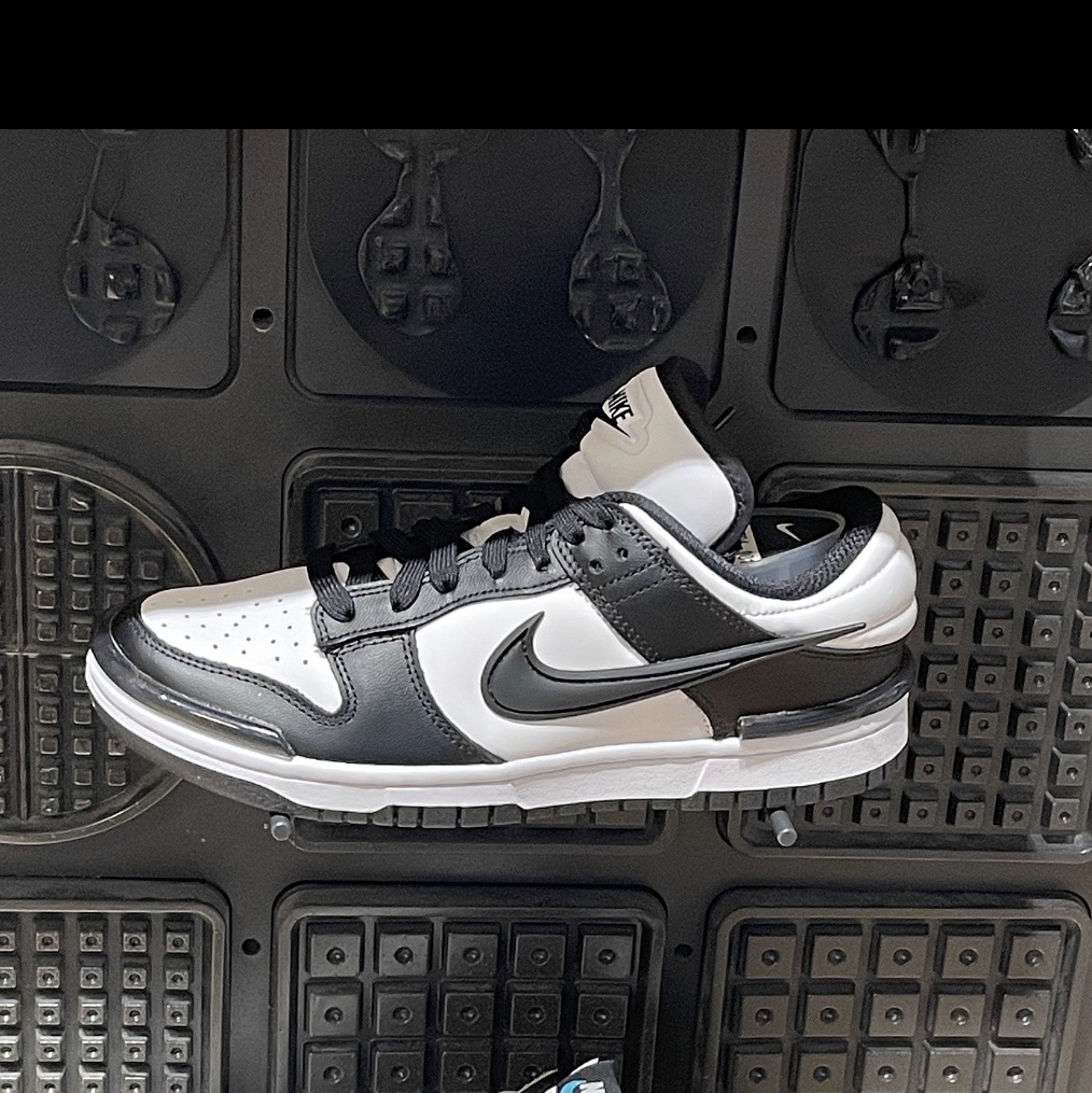 (W) Nike Dunk Low Twist White Black 착용 스타일