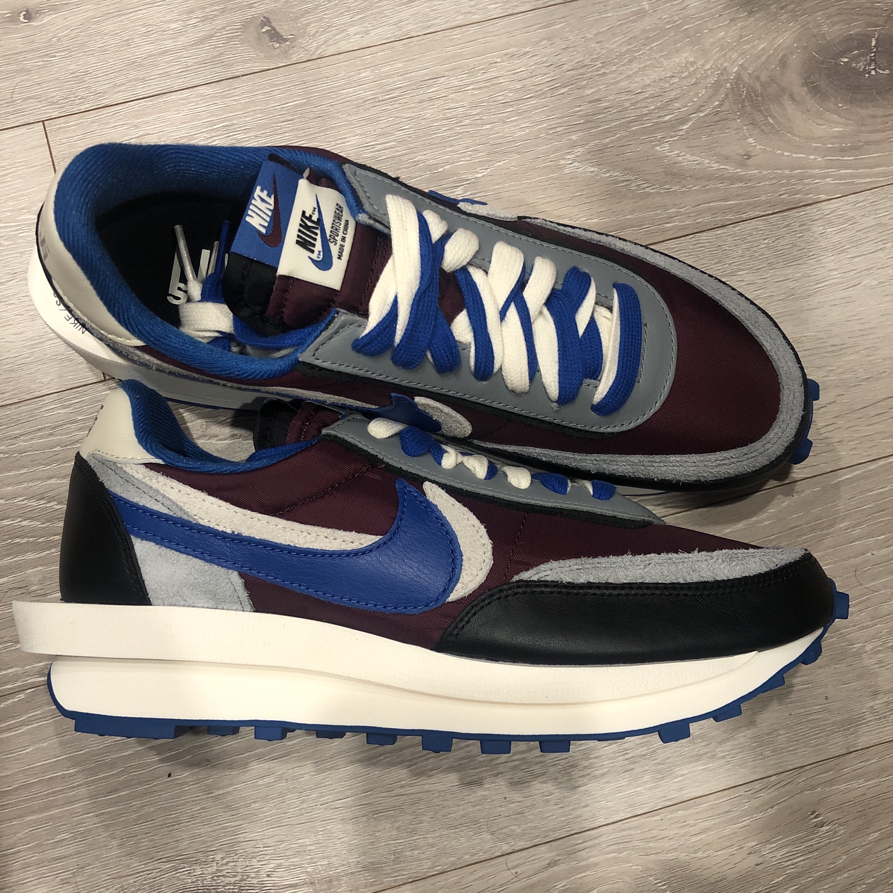 Nike x Sacai x Undercover LDWaffle Night Maroon Team Royal 착용 스타일
