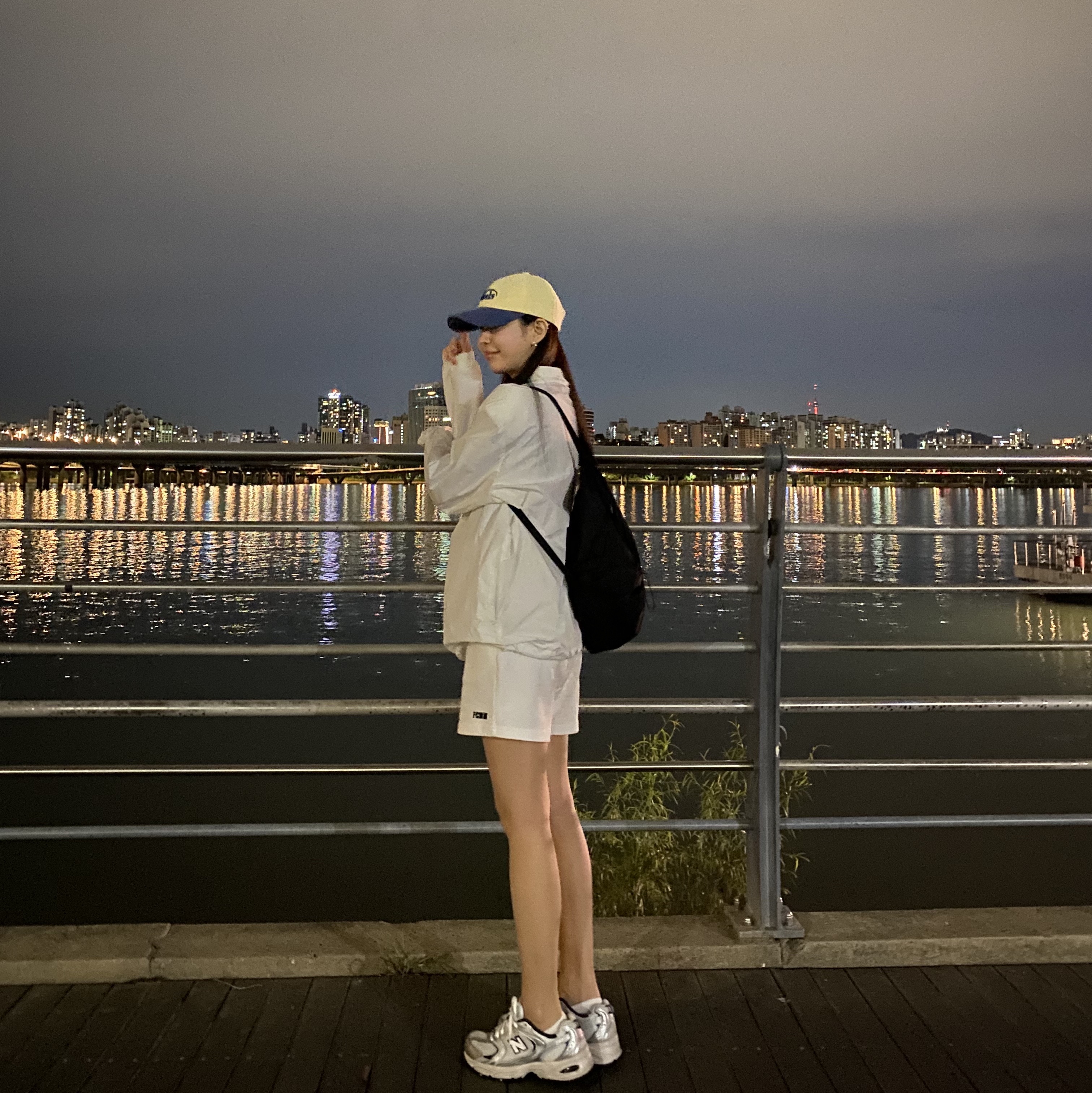 New Balance 530 Steel Grey 착용 스타일 - 3
