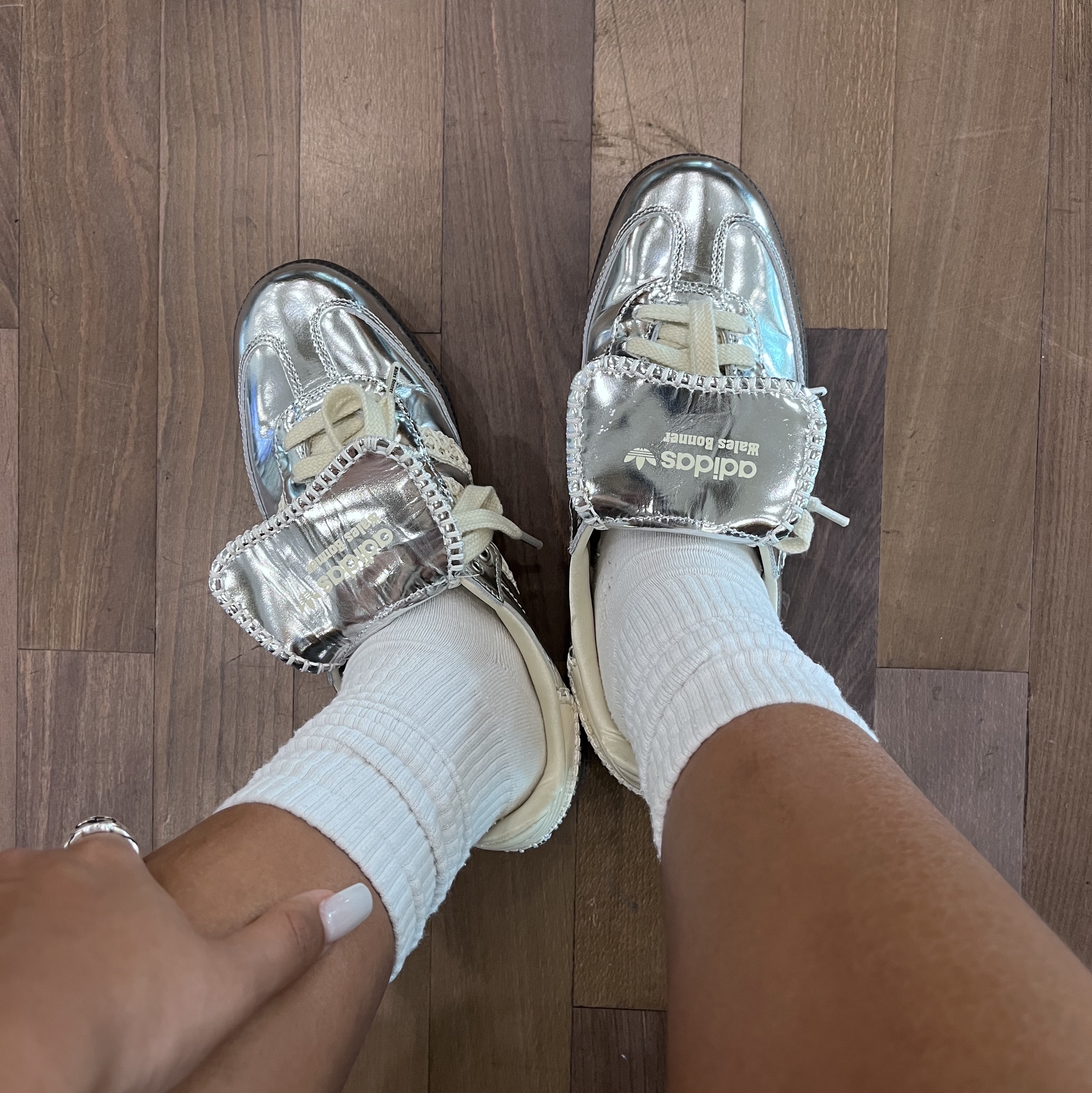 Adidas x Wales Bonner Samba Silver Metallic 착용 스타일