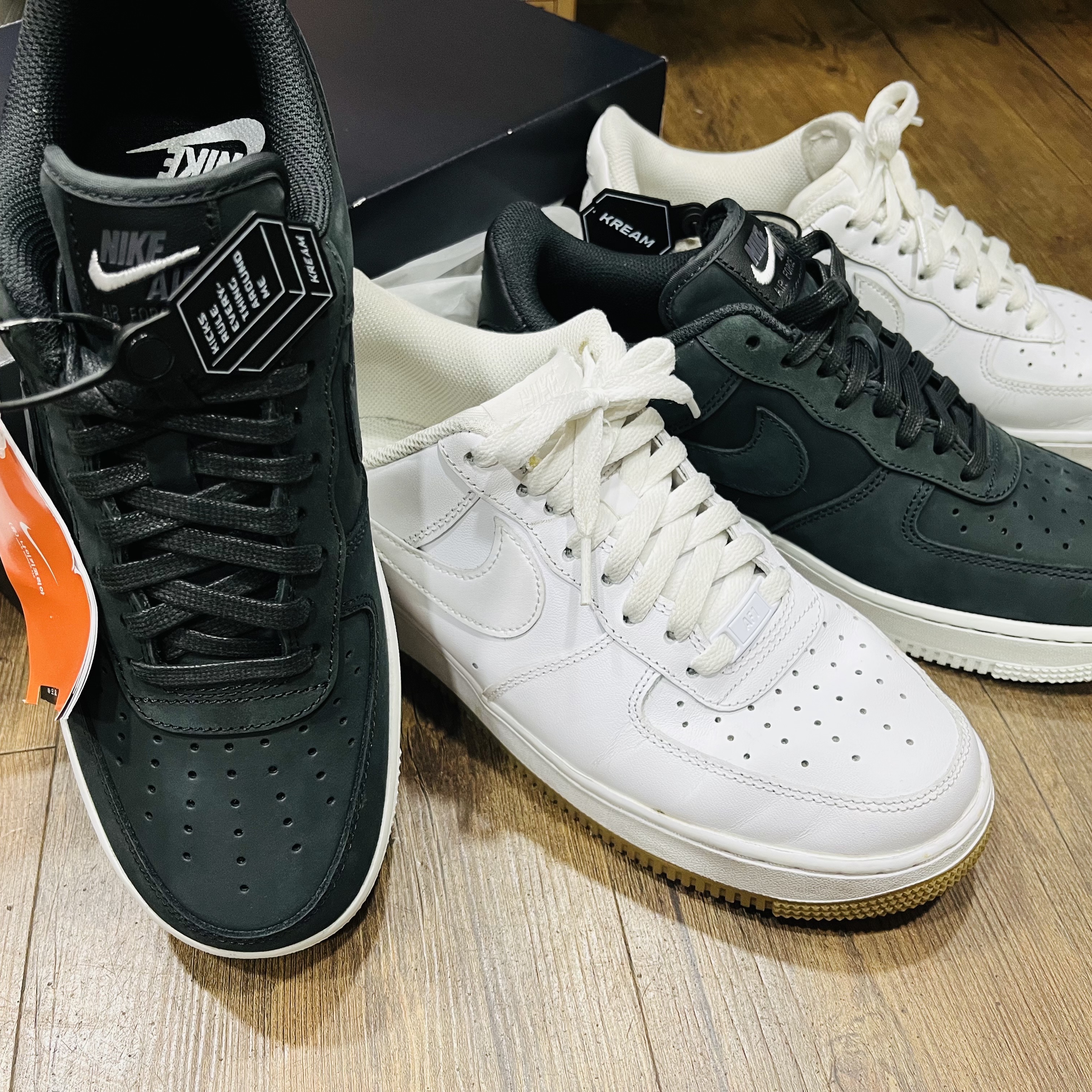 Nike Air Force 1 '07 LX Off Noir, Nike Air Force 1 '07 White Gum Light Brown 착용 스타일