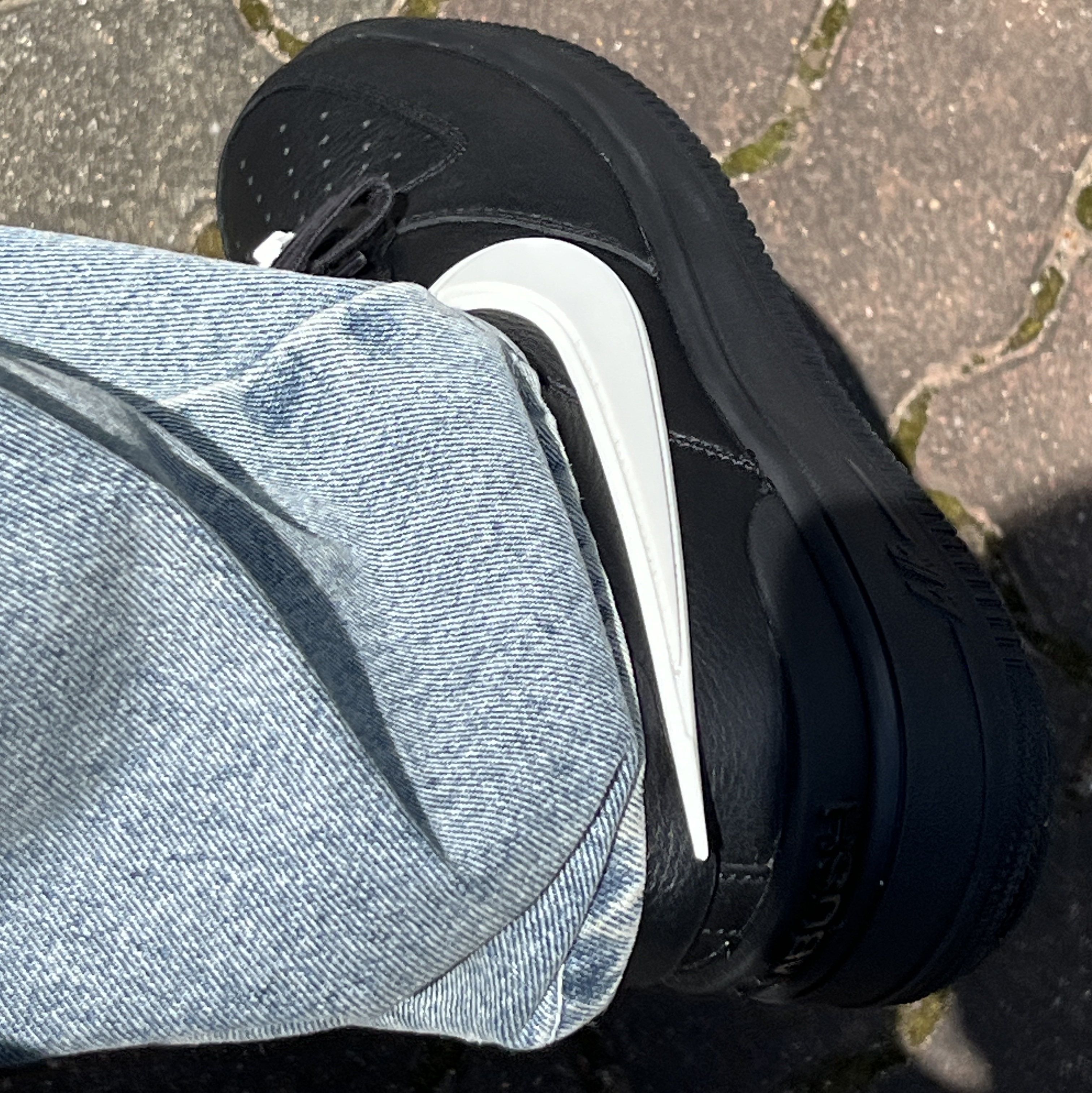 Nike x Ambush Air Force 1 Low SP Black 착용 스타일 - 2