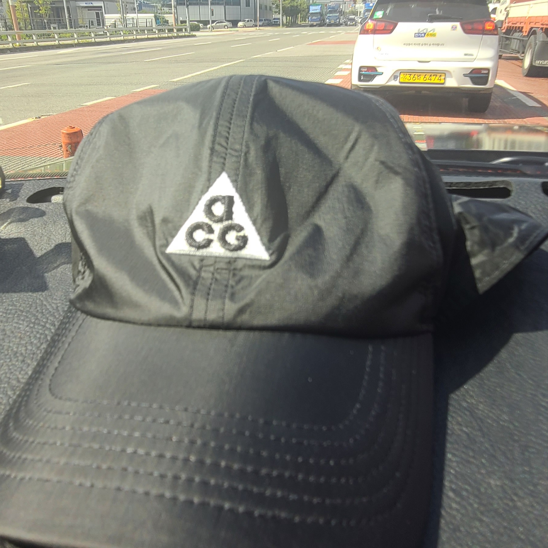 Nike ACG Trail Cap Black 착용 스타일