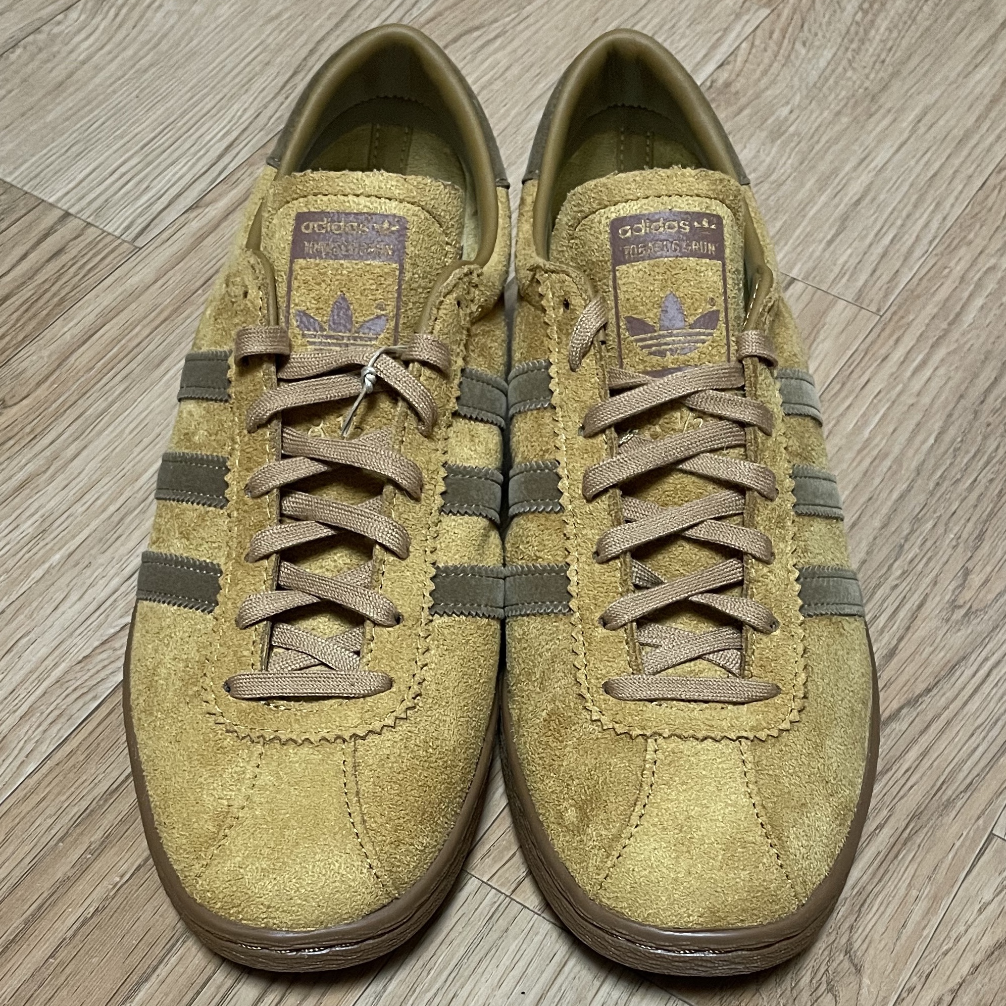 Adidas Tobacco Gruen Mesa Brown Desert 착용 스타일 - 2