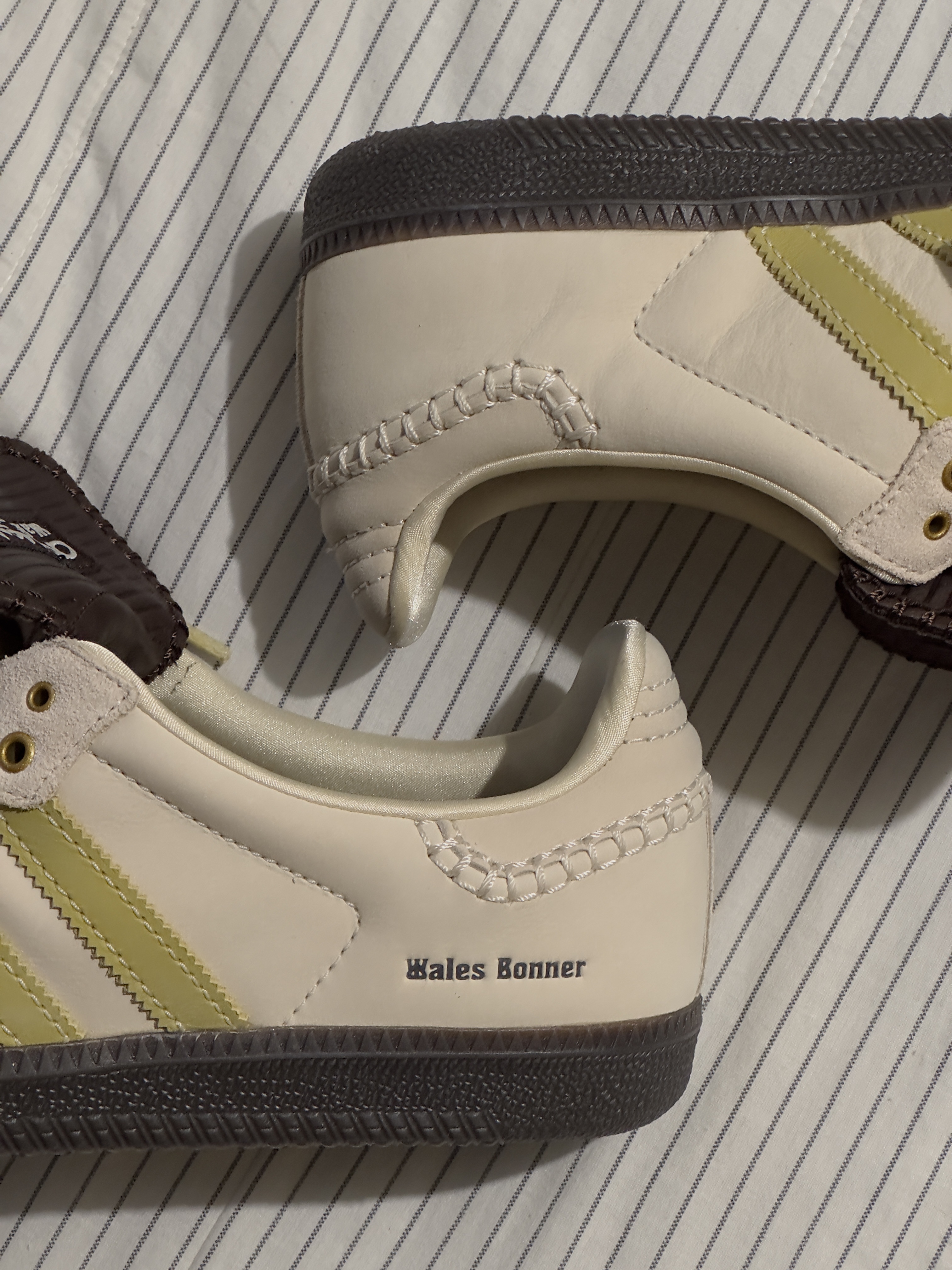 Adidas x Wales Bonner Samba Brown Ecru Tint 착용 스타일 - 2