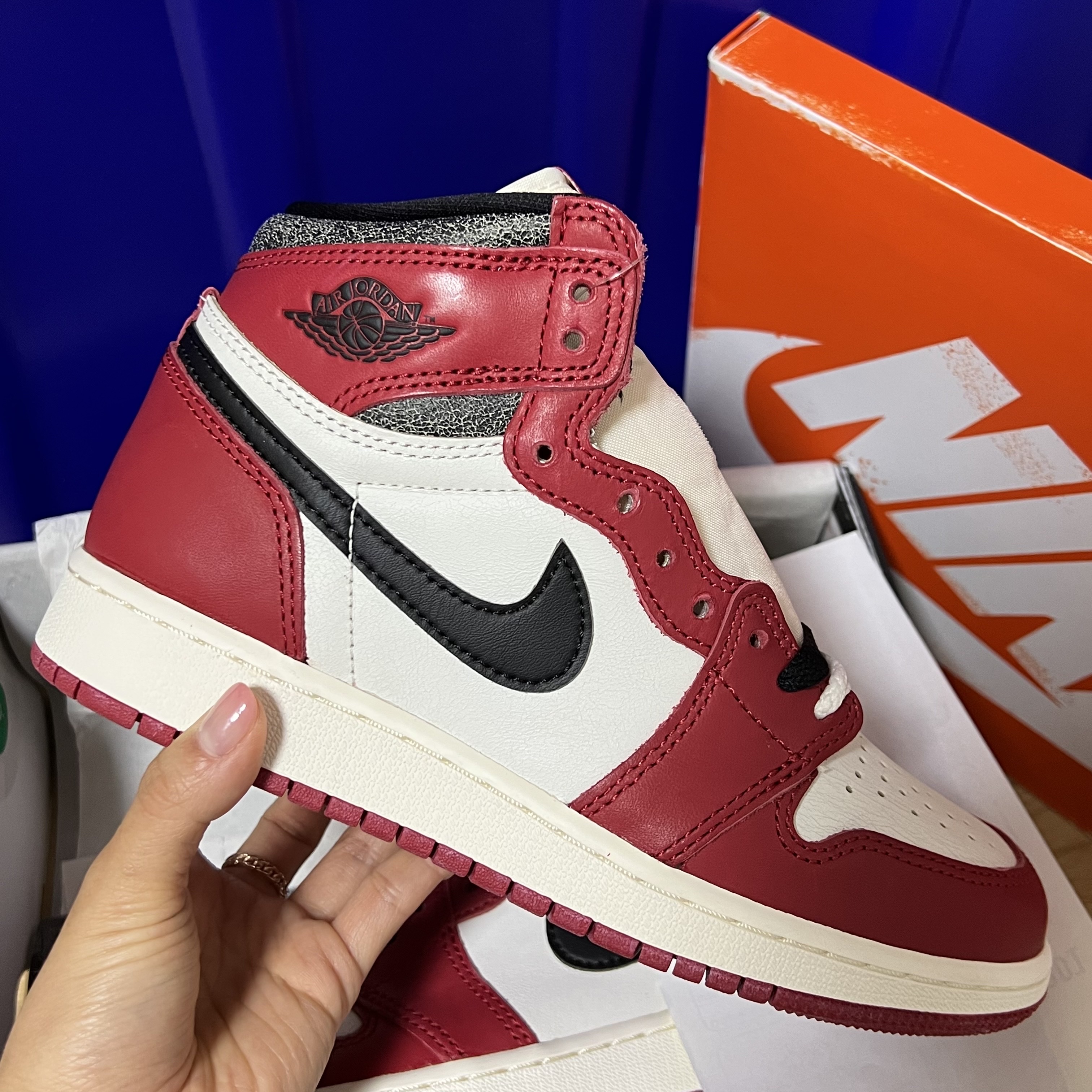 (GS) Jordan 1 Retro High OG Chicago 2022, Jordan 1 Retro High OG Chicago 2022 착용 스타일 - 2