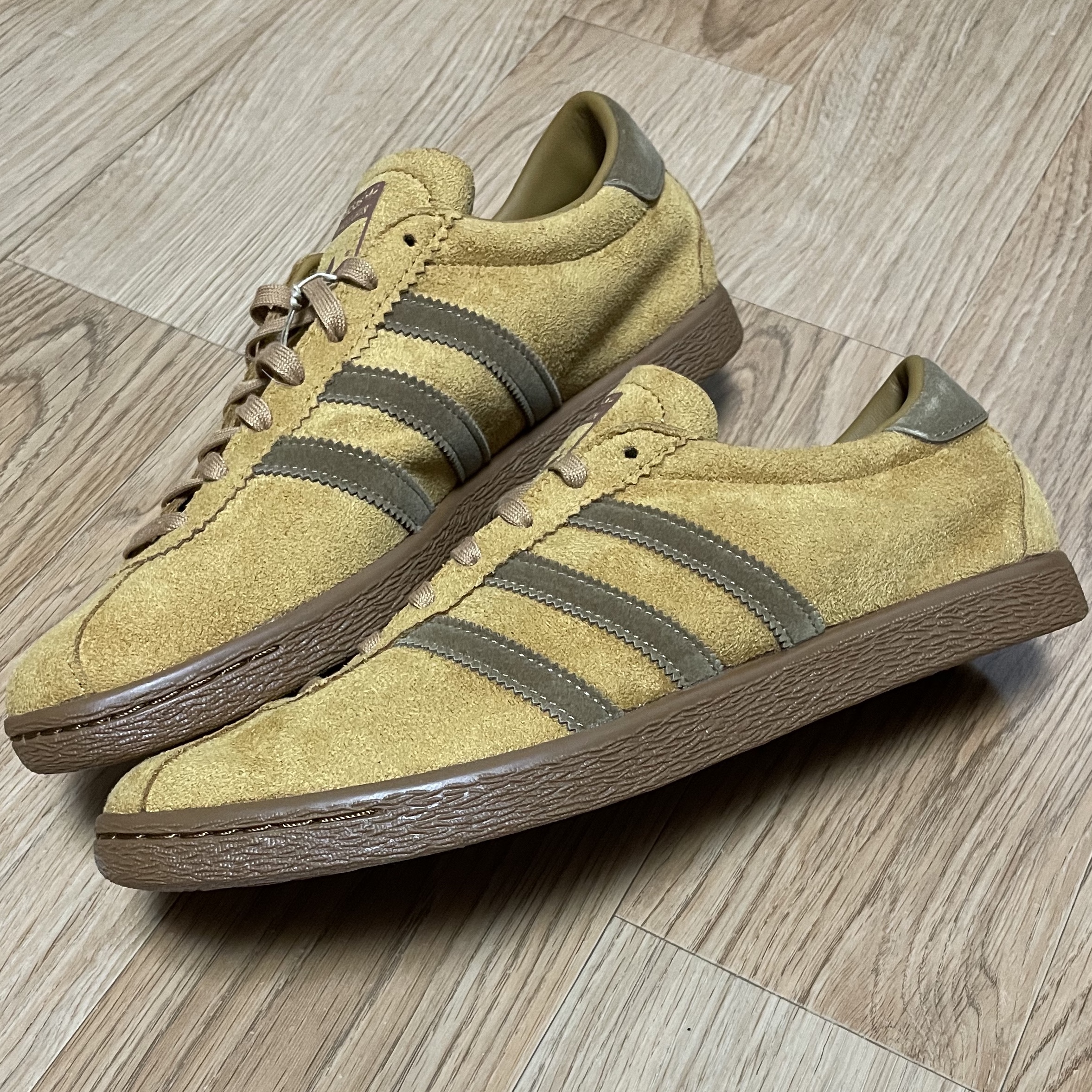 Adidas Tobacco Gruen Mesa Brown Desert 착용 스타일 - 1