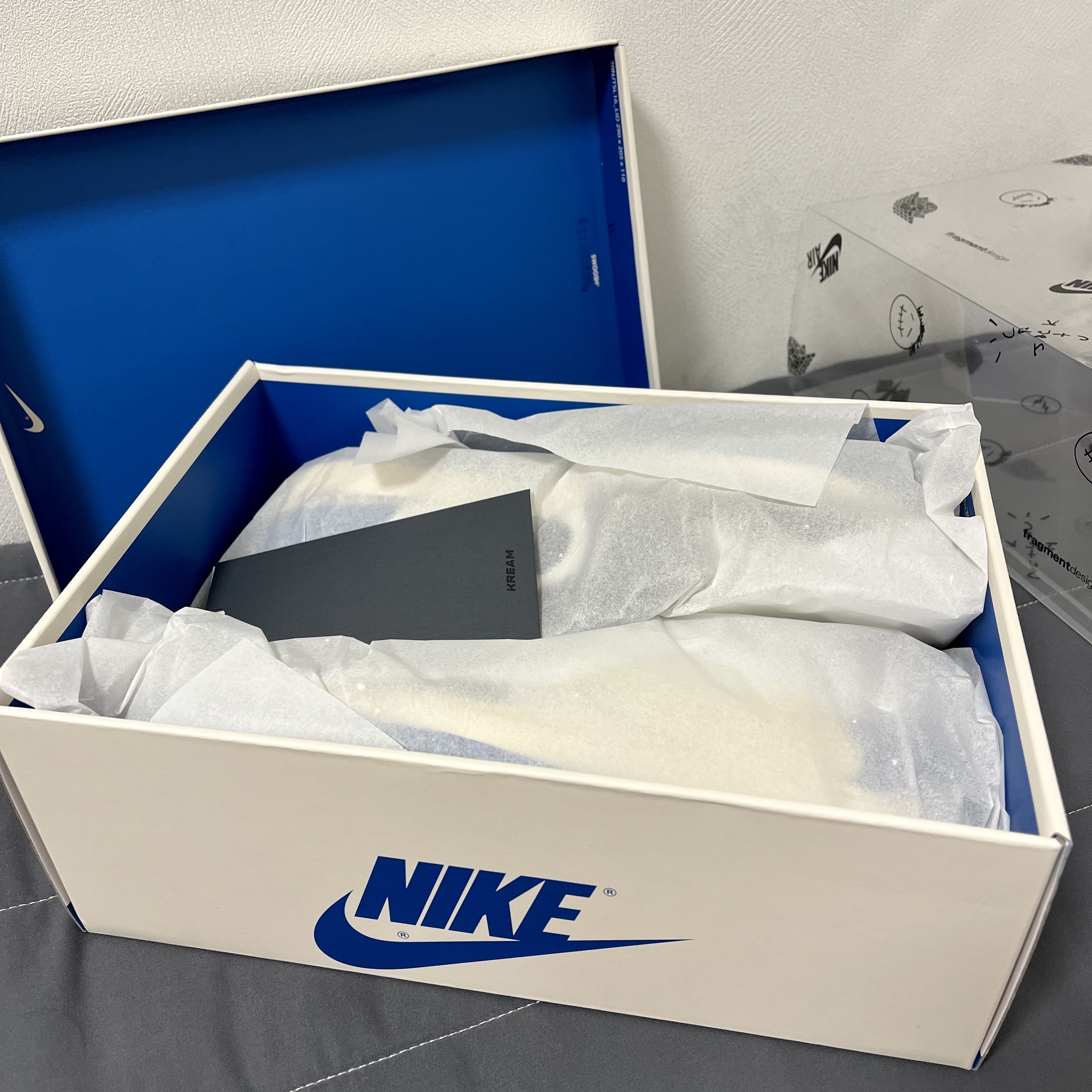 Jordan 1 x Travis Scott x Fragment Retro Low OG SP Military Blue 착용 스타일 - 3