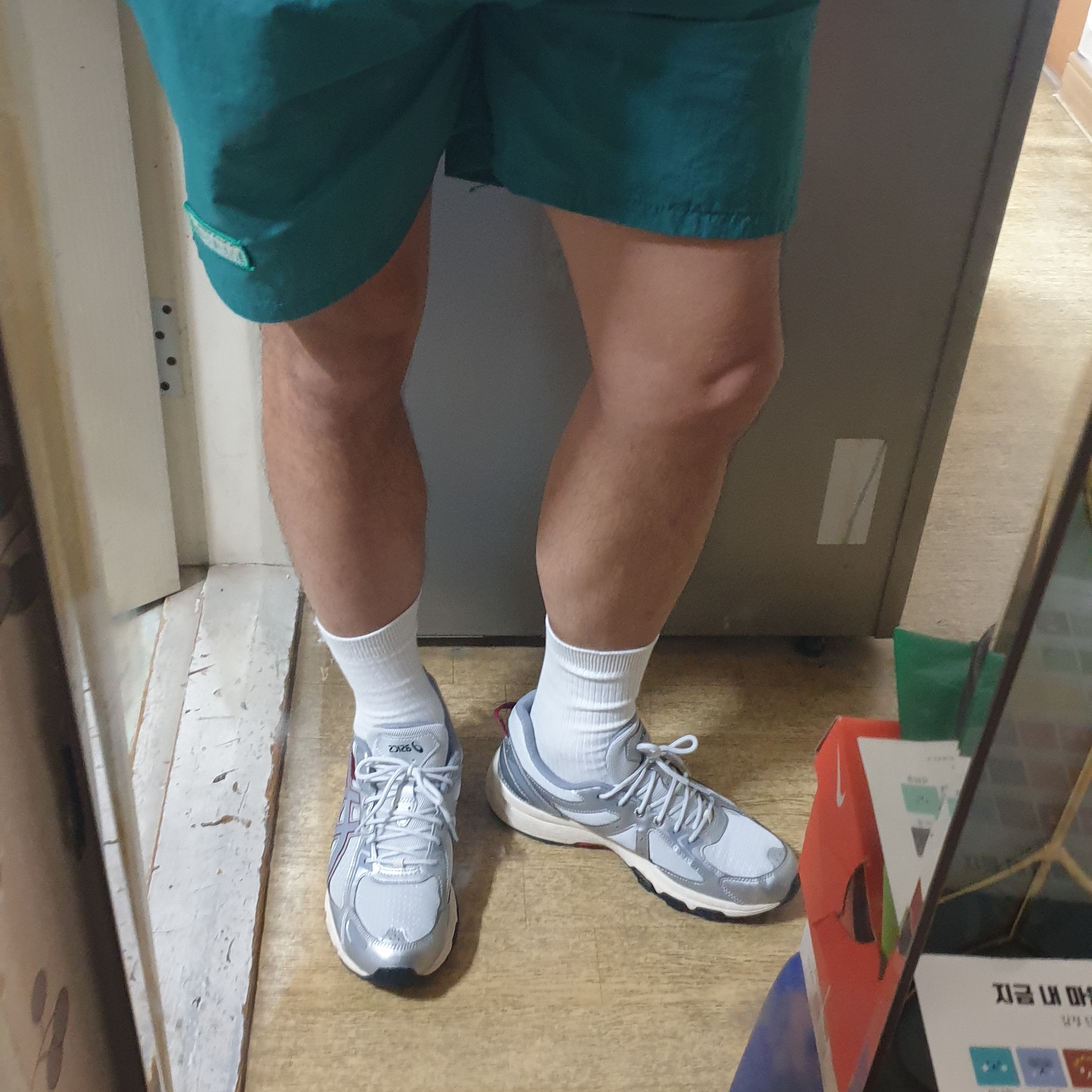 (W) Asics Gel-Venture 6 Glacier Grey Sheet Rock 착용 스타일 - 2