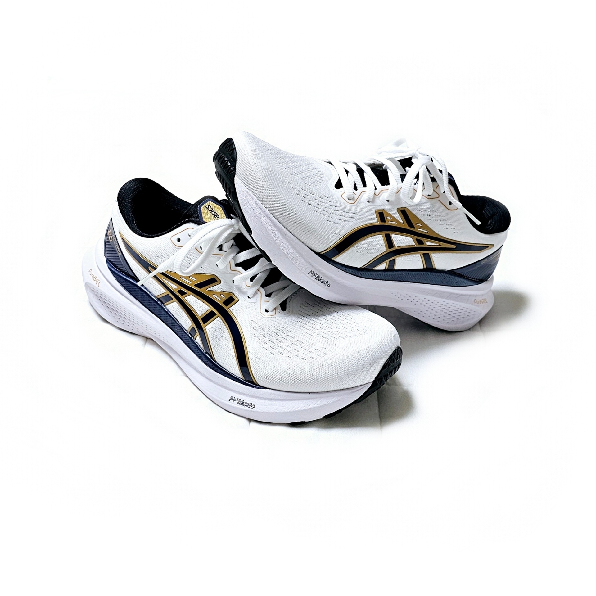 Asics Gel-Kayano 30 Anniversary White Deep Ocean 착용 스타일 - 2