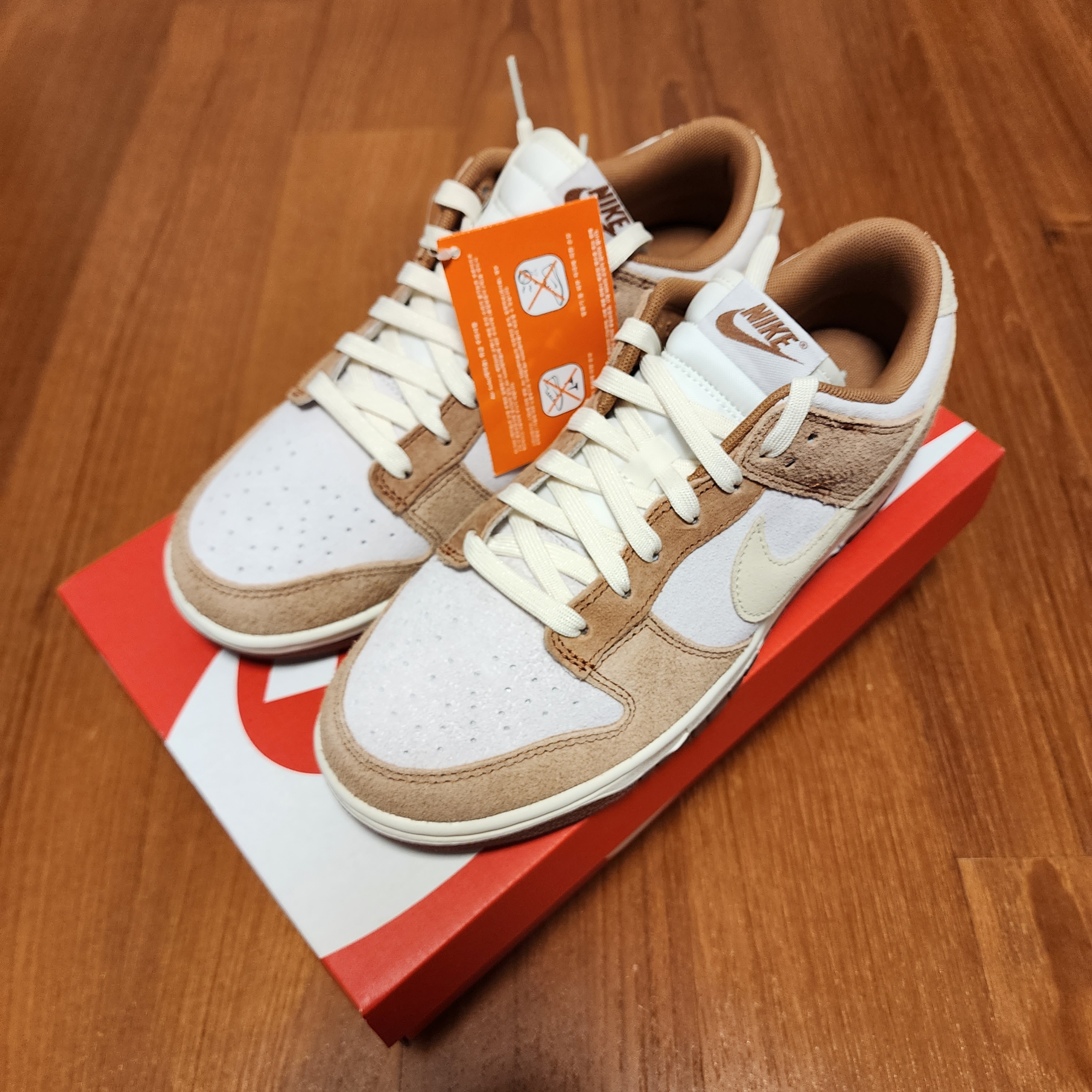Nike Dunk Low Pro Premium Medium Curry 착용 스타일 - 3