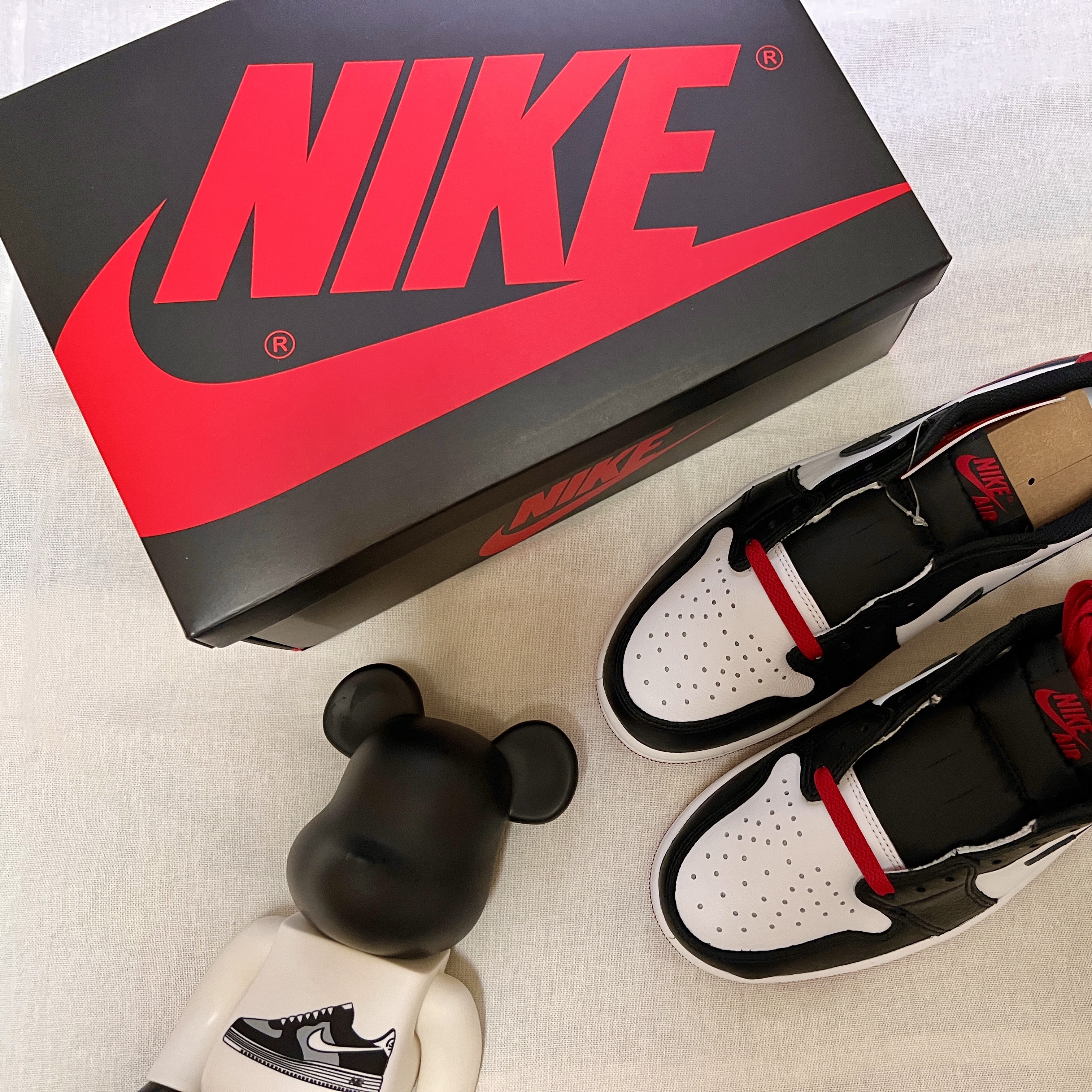 Jordan 1 Retro Low OG Black Toe 착용 스타일 - 2