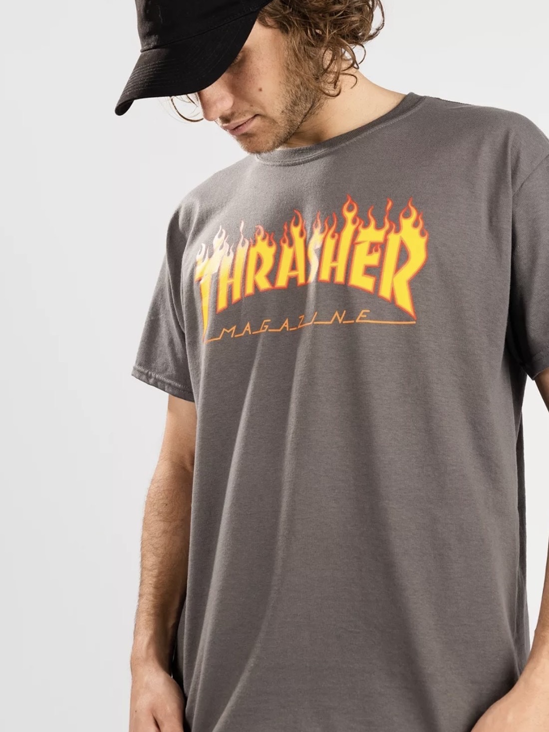 Thrasher Flame T-Shirts Black, Thrasher Flame T-Shirts Charcoal 착용 스타일
