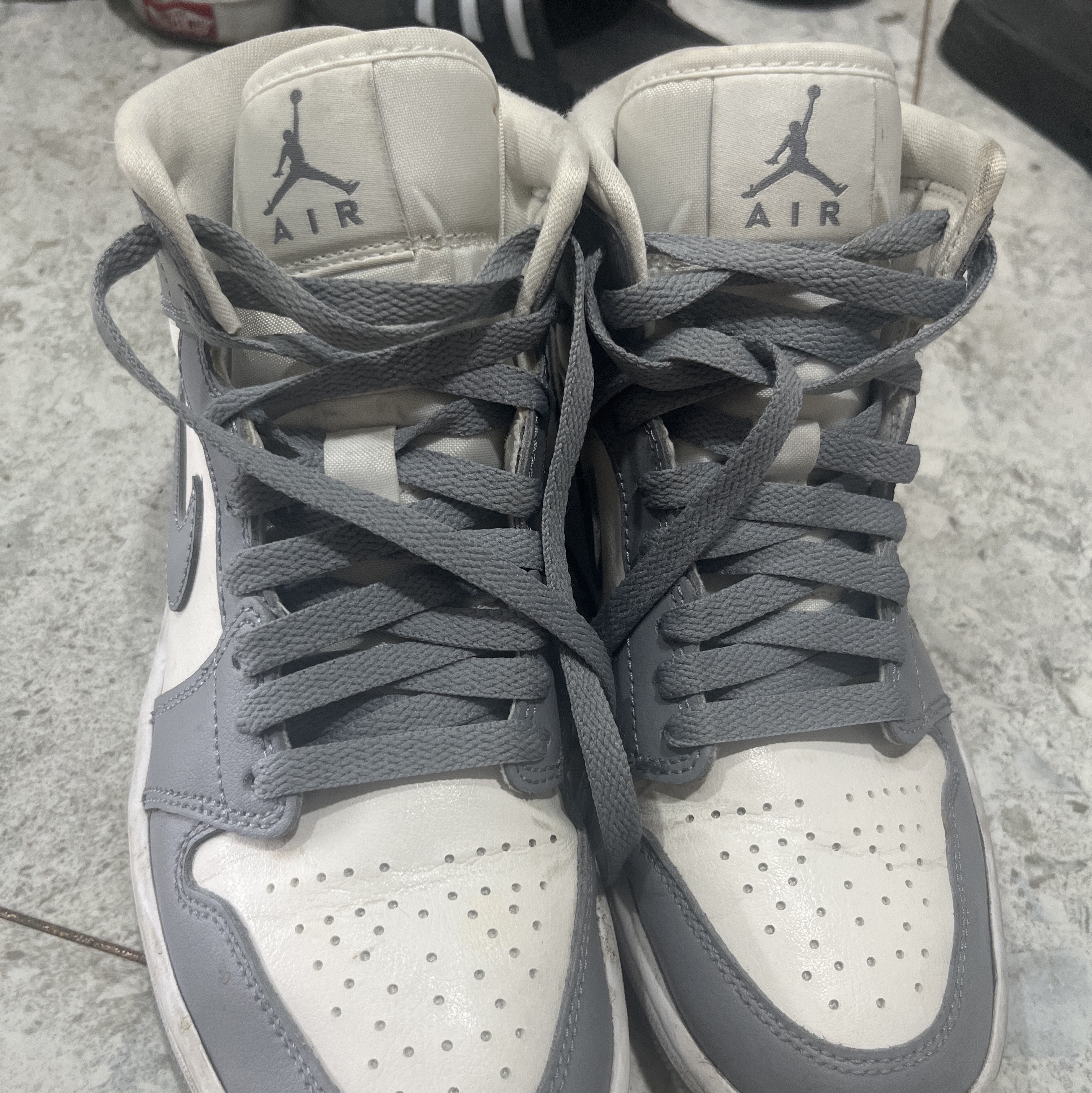 (W) Jordan 1 Mid Sail Stealth 착용 스타일