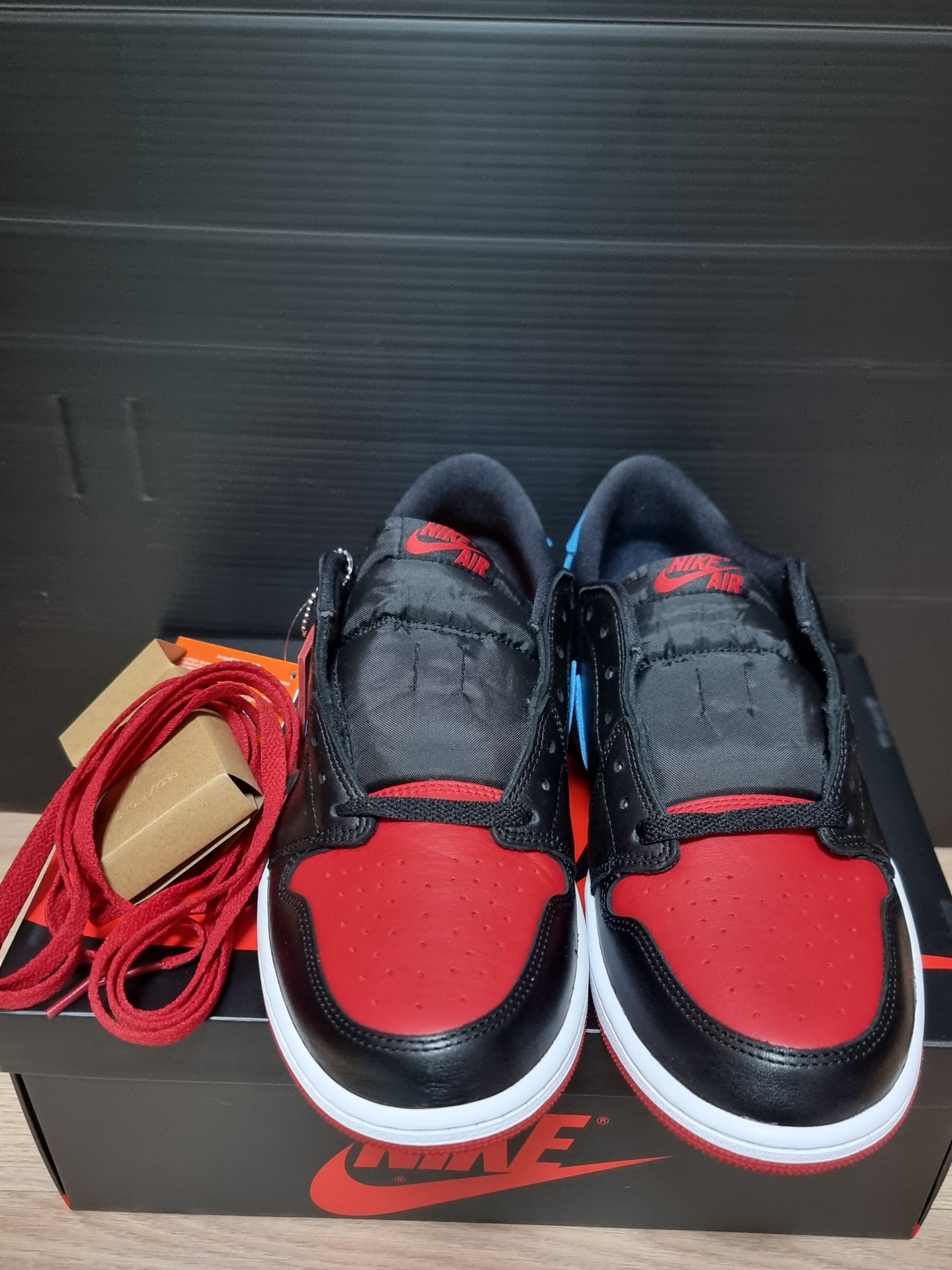 (W) Jordan 1 Retro Low OG NC to CHI 착용 스타일 - 1