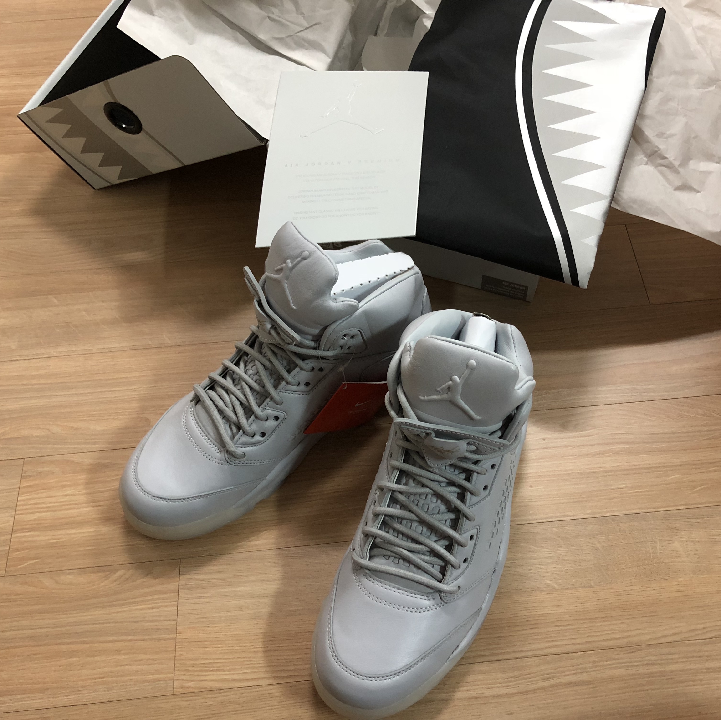 Jordan 5 Retro Pure Platinum 착용 스타일
