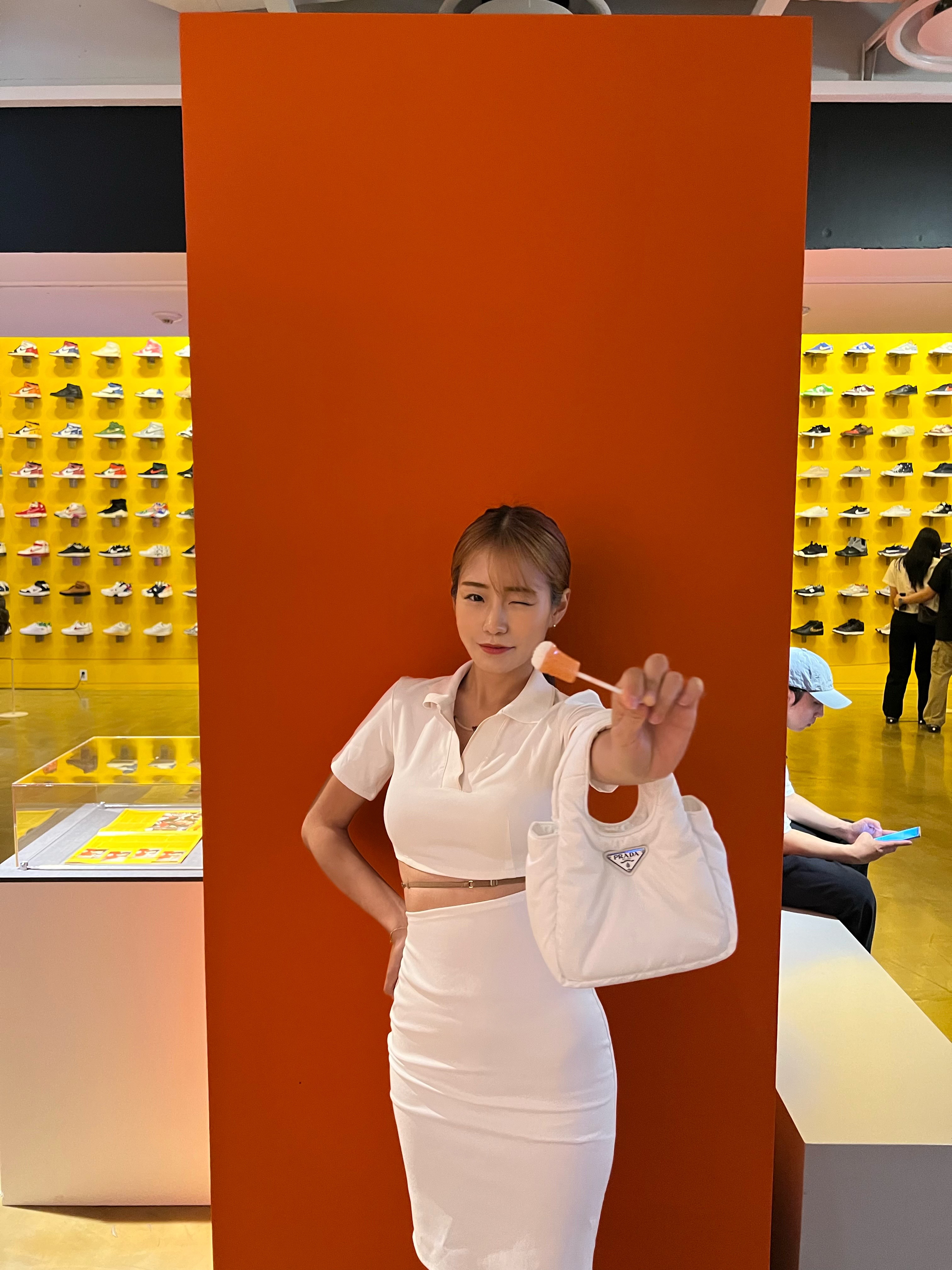 (W) Nike x Jacquemus NRG Short Sleeve Polo Dress White - Asia, (W) Nike x Jacquemus NRG Short Sleeve Polo Dress White - US/EU 착용 스타일 - 1