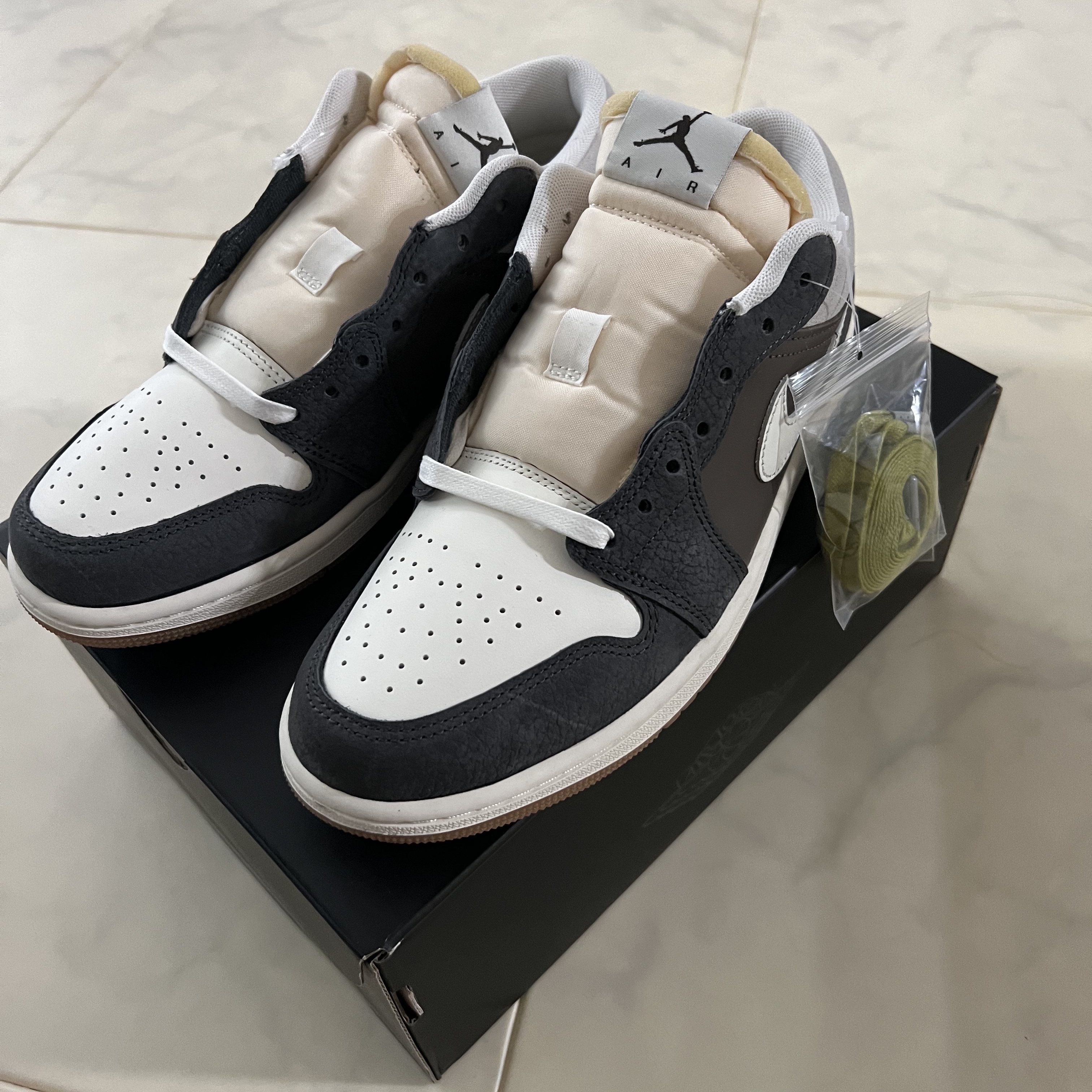 Jordan 1 Low Kkachi 착용 스타일 - 2