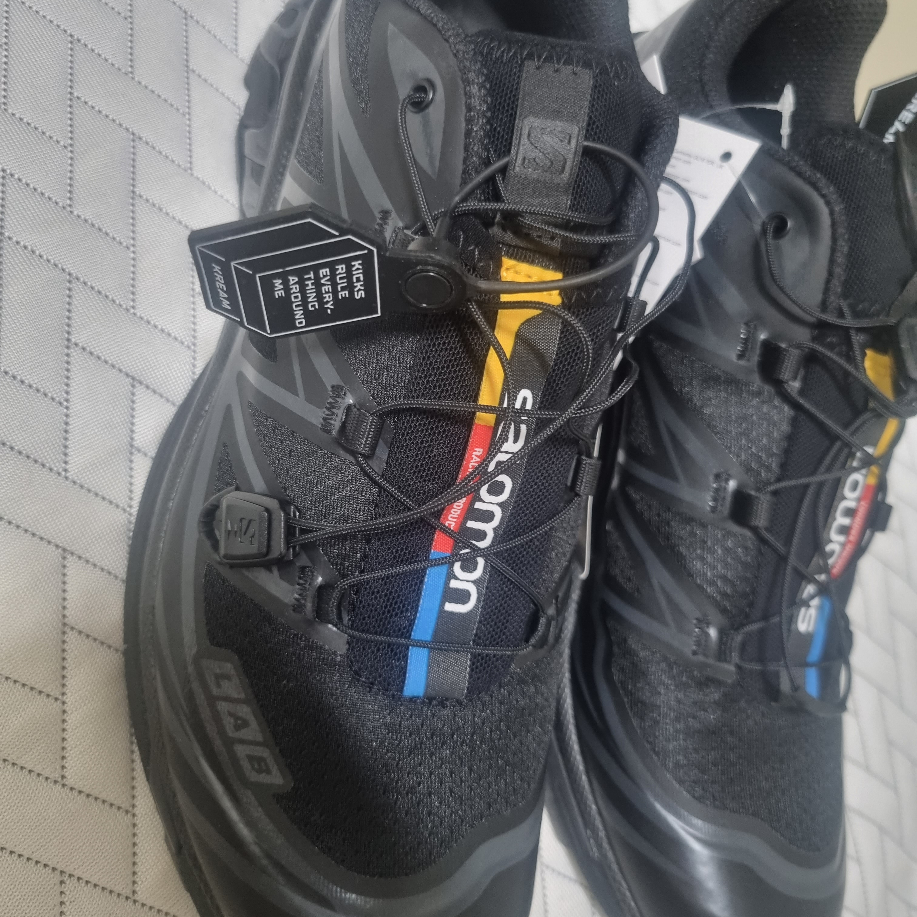 Salomon XT-6 ADV Black 착용 스타일