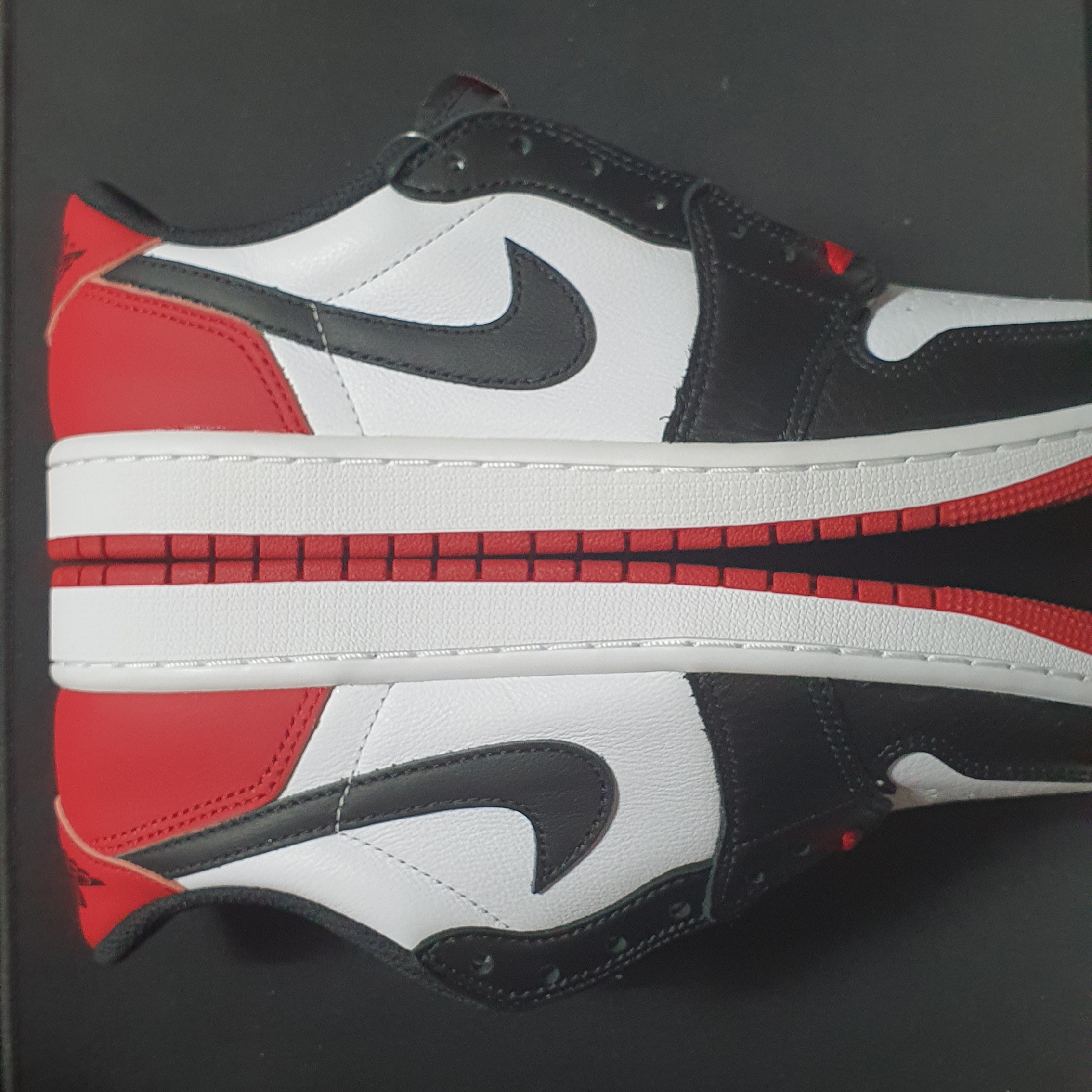 Jordan 1 Retro Low OG Black Toe 착용 스타일