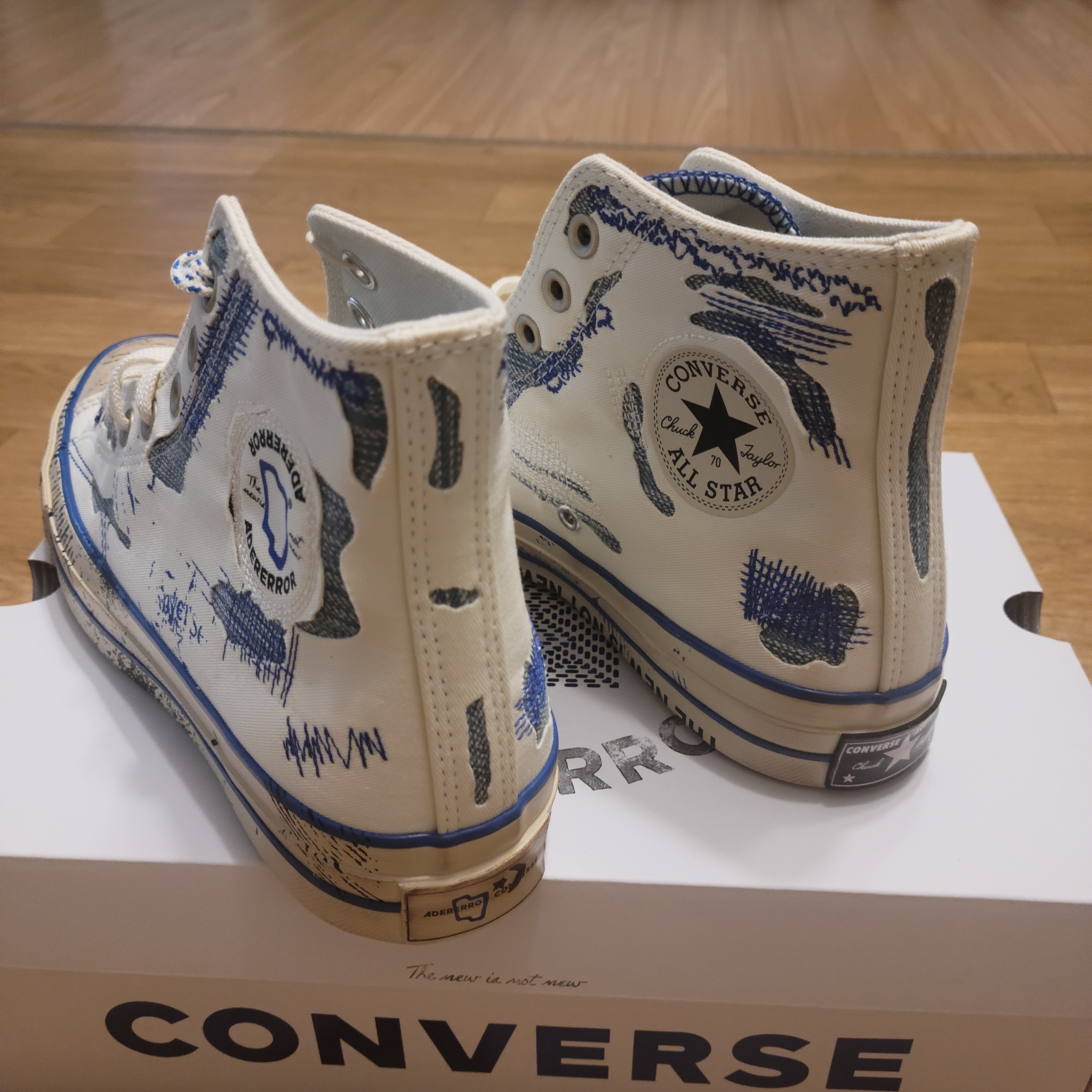 Converse x Ader Error Chuck 70 High White 착용 스타일 - 3