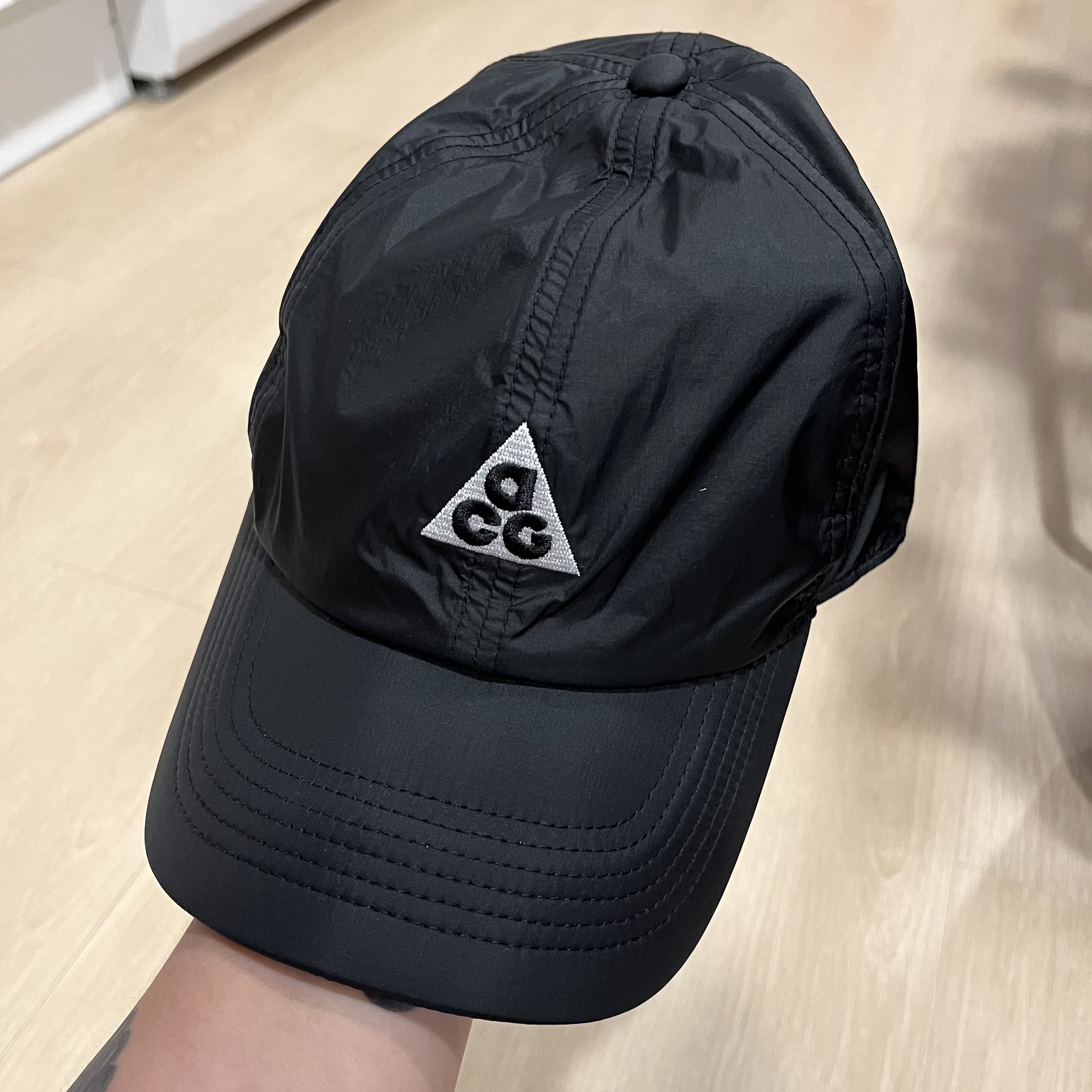 Nike ACG Trail Cap Black 착용 스타일