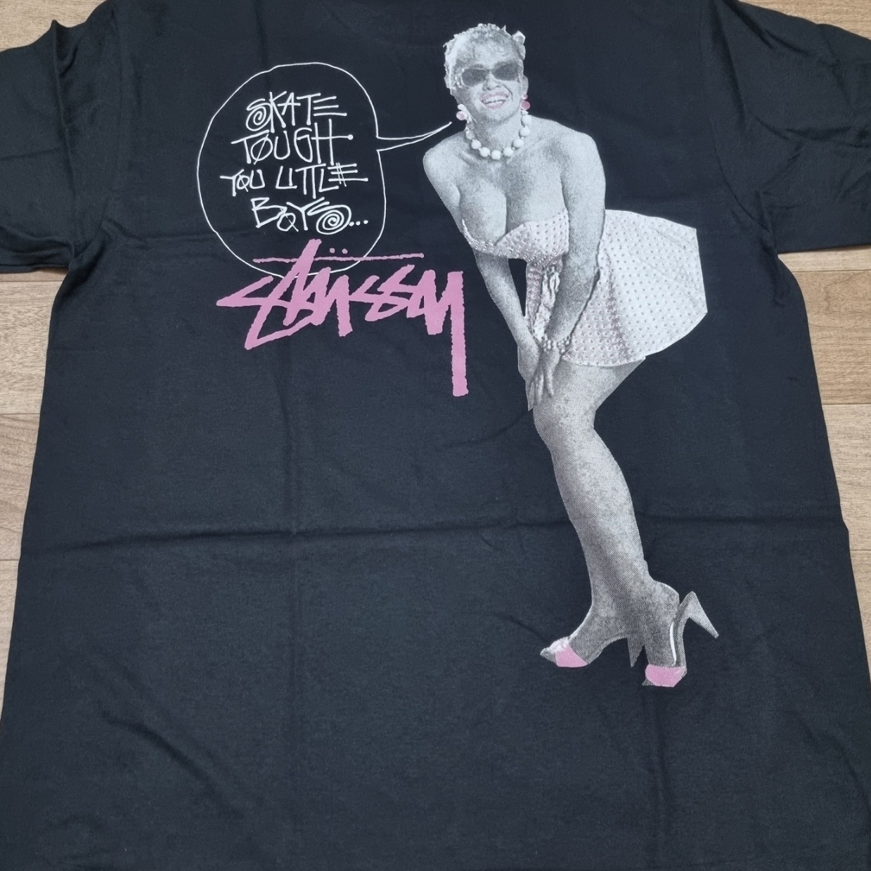 Stussy Skate Tough T-Shirt Black 착용 스타일