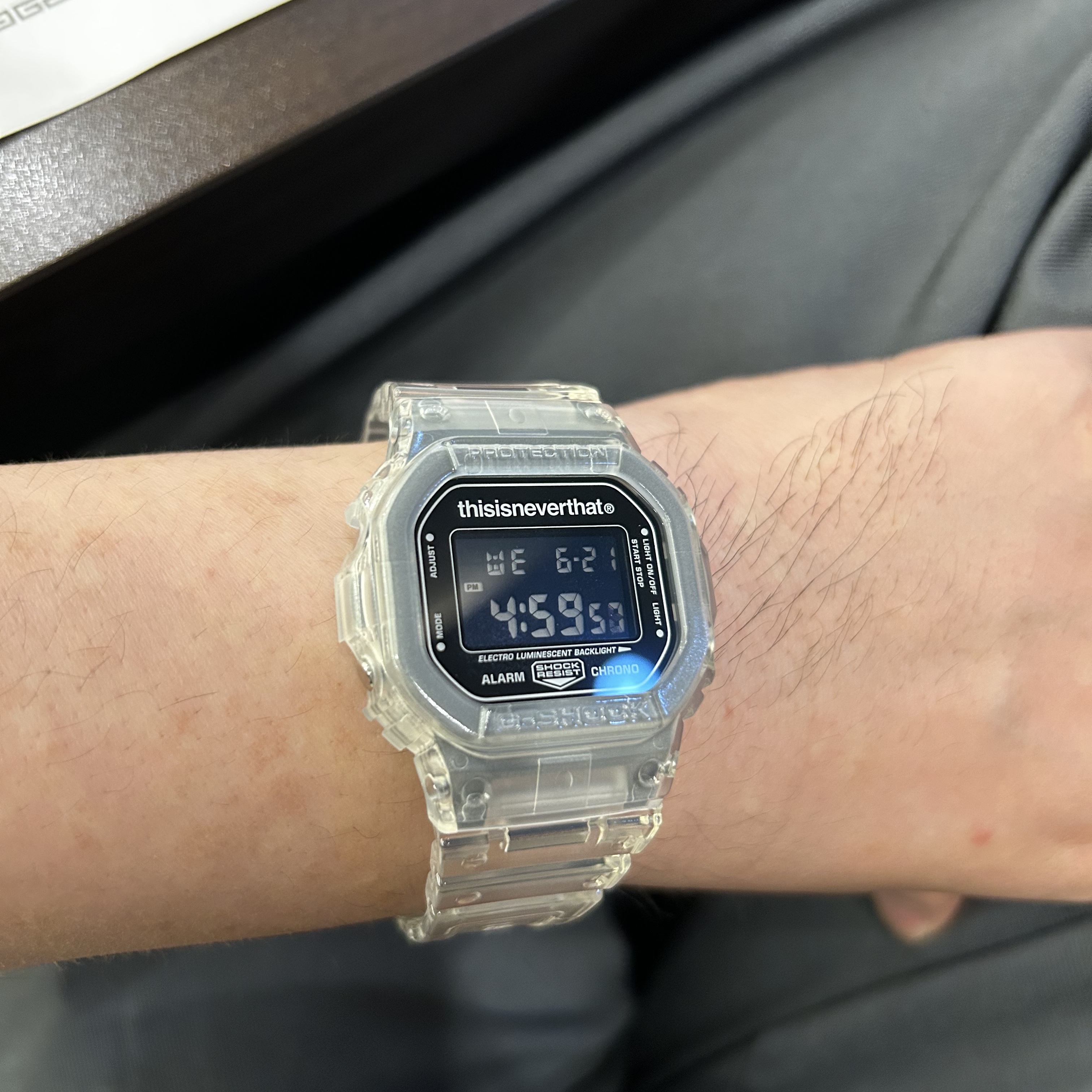 Jordan 1 Retro High OG Heritage, Casio G-Shock x Thisisneverthat DW-5600TINT23-7DF Skeleton 착용 스타일 - 2
