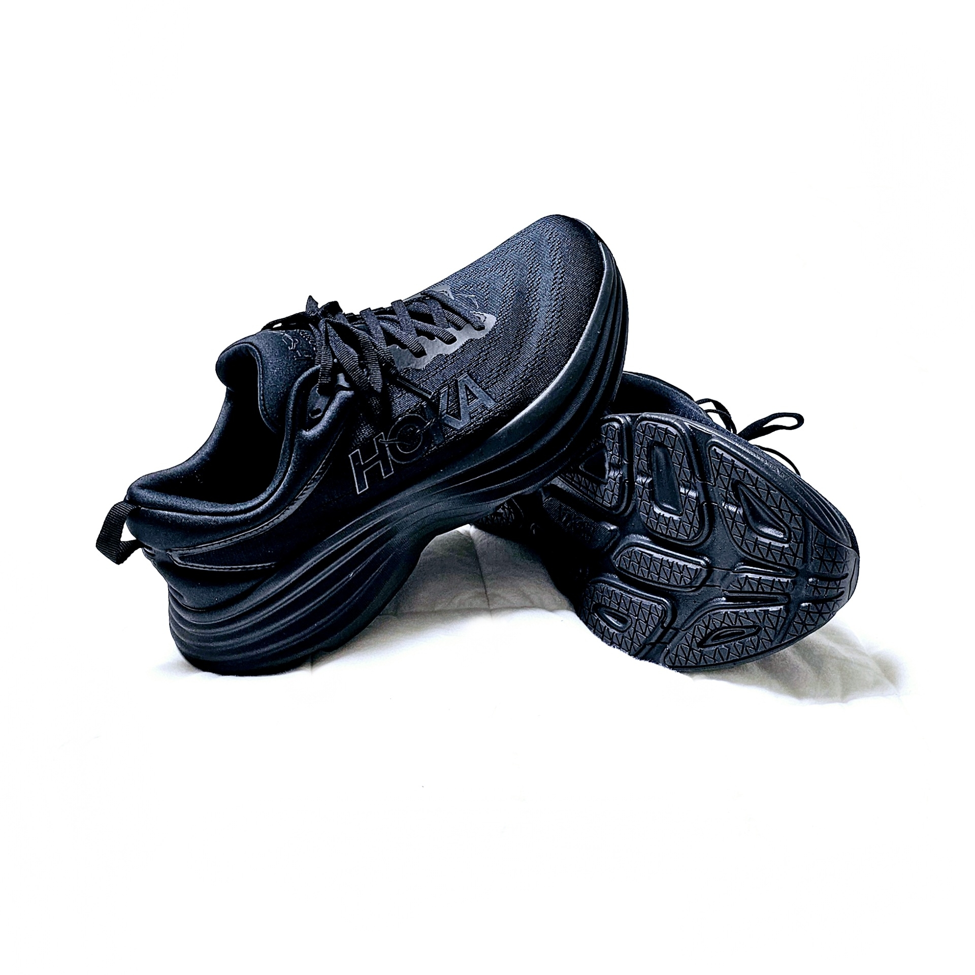 Hoka Bondi 8 Black - Wide 착용 스타일 - 3