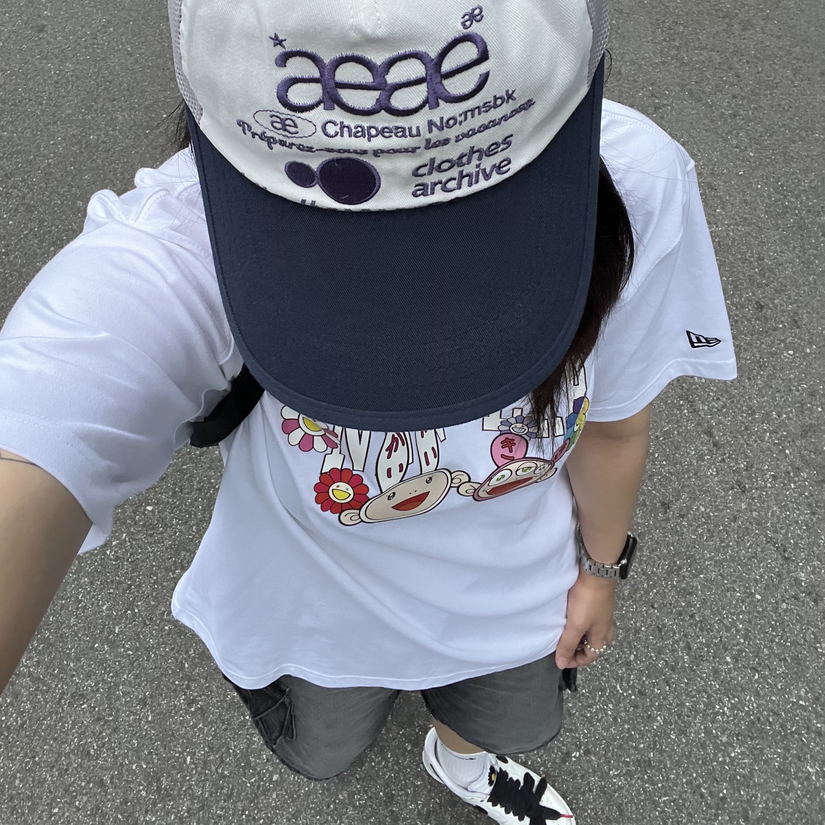 Nike x Peaceminusone Air Force 1 Low Para-Noise 2.0, New Era x Murakami Takashi NE Arch T-Shirt White 착용 스타일