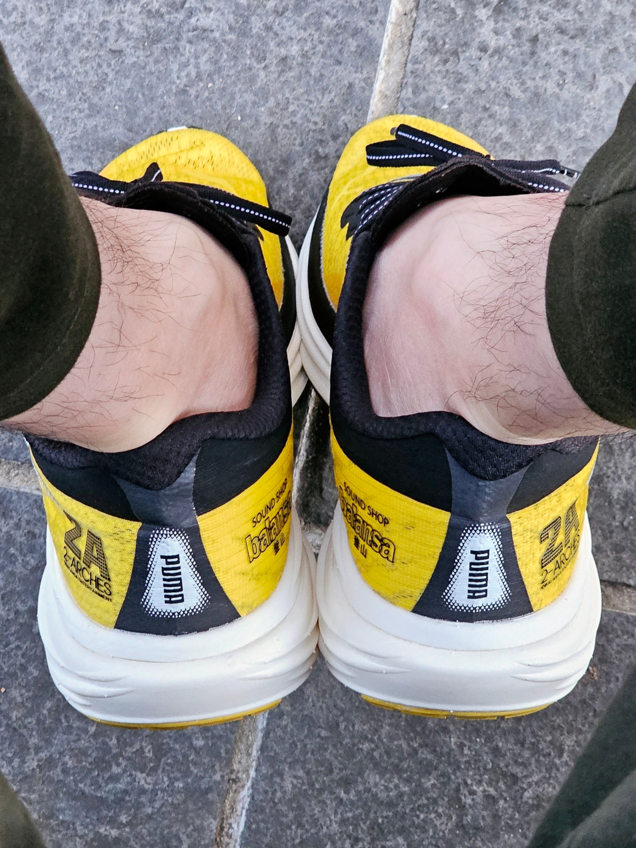 Puma x Balansa Deviate Nitro 2 Freesia Black 착용 스타일 - 5
