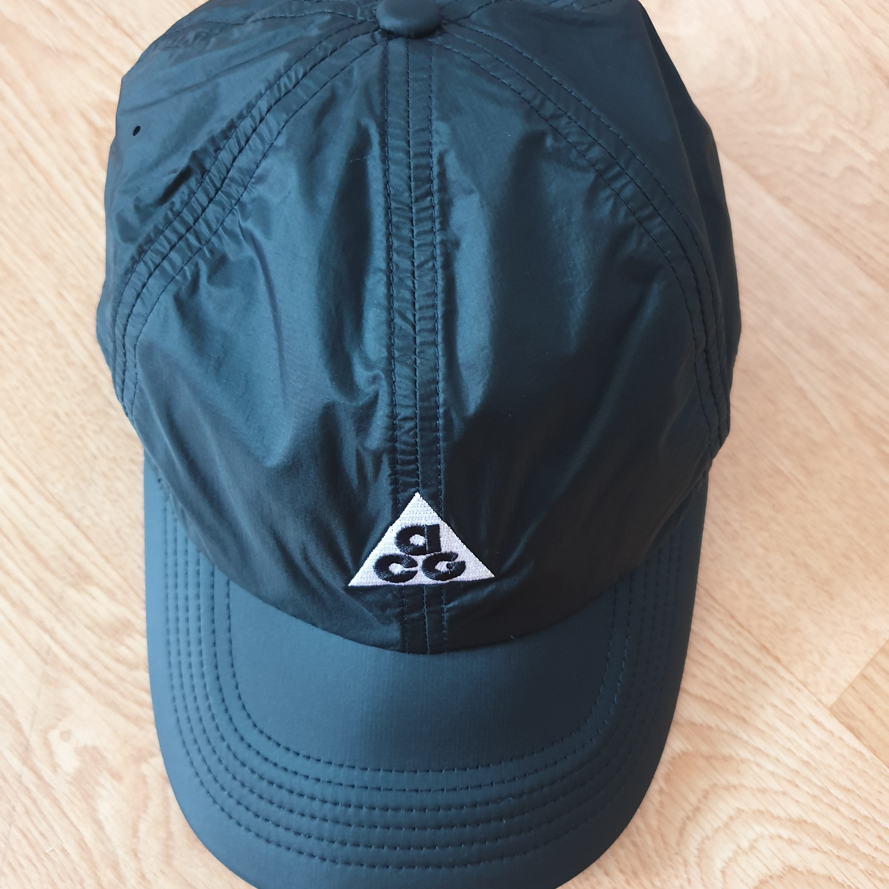 Nike ACG Trail Cap Black 착용 스타일