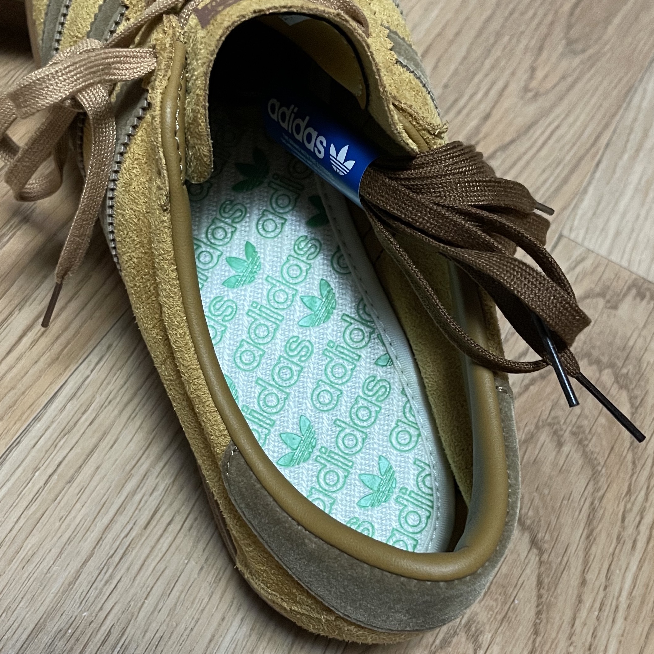 Adidas Tobacco Gruen Mesa Brown Desert 착용 스타일 - 3