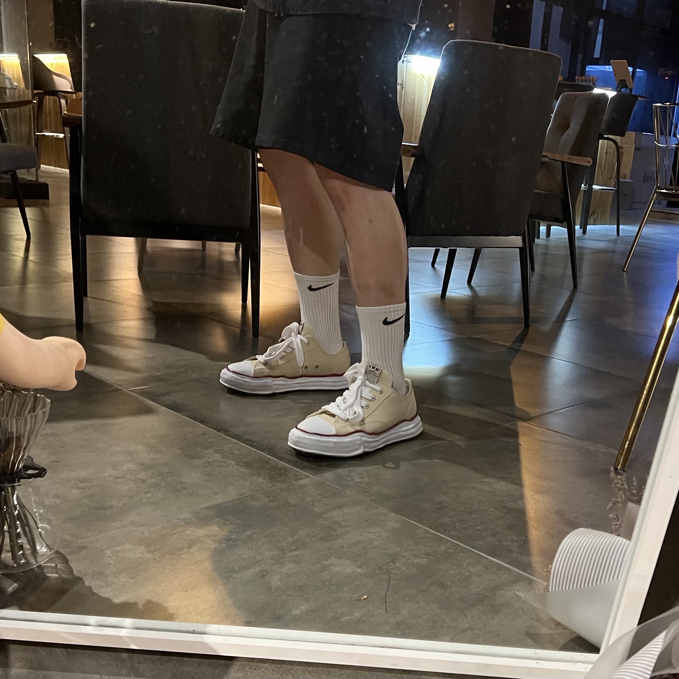 Maison Mihara Yasuhiro Peterson OG Sole Canvas Low-top Sneakers Natural 착용 스타일