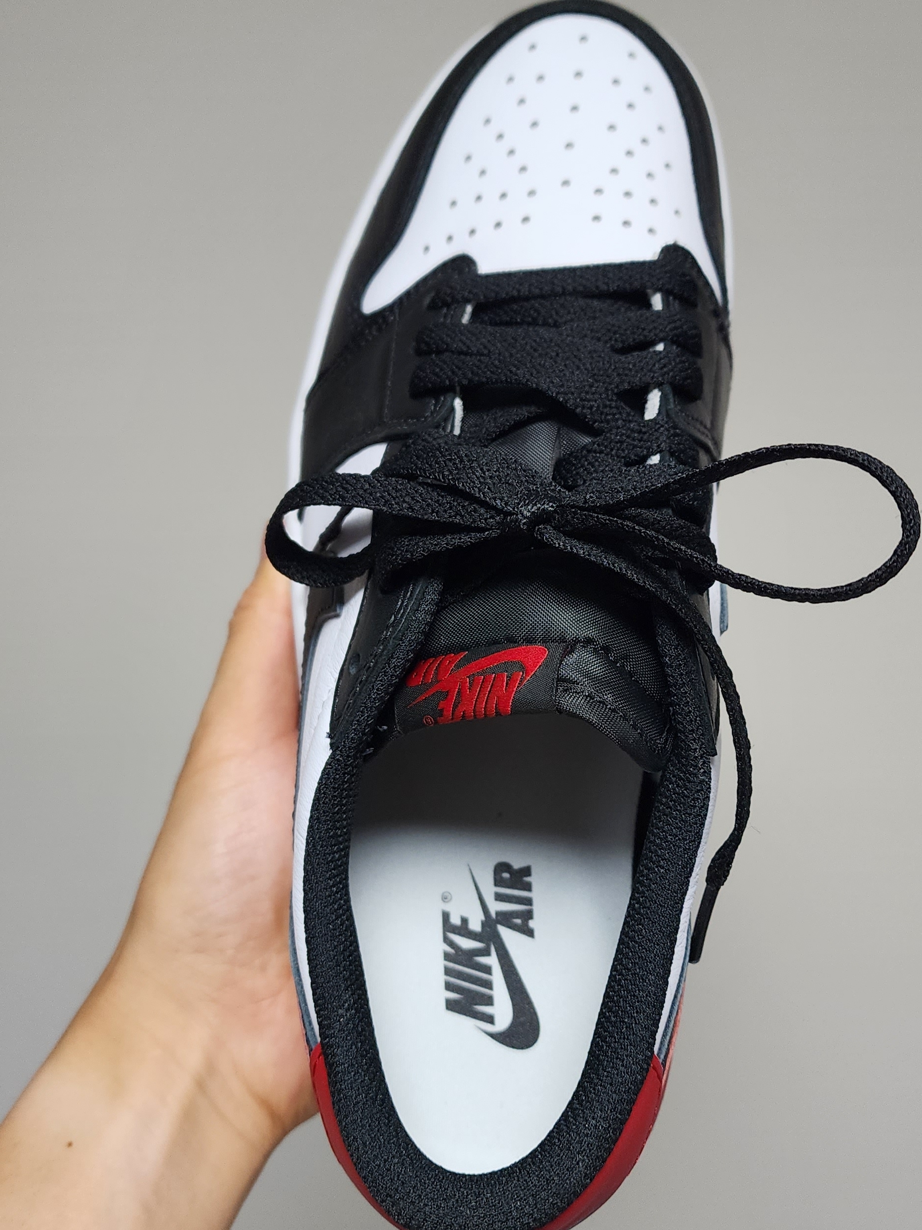 Jordan 1 Retro Low OG Black Toe 착용 스타일