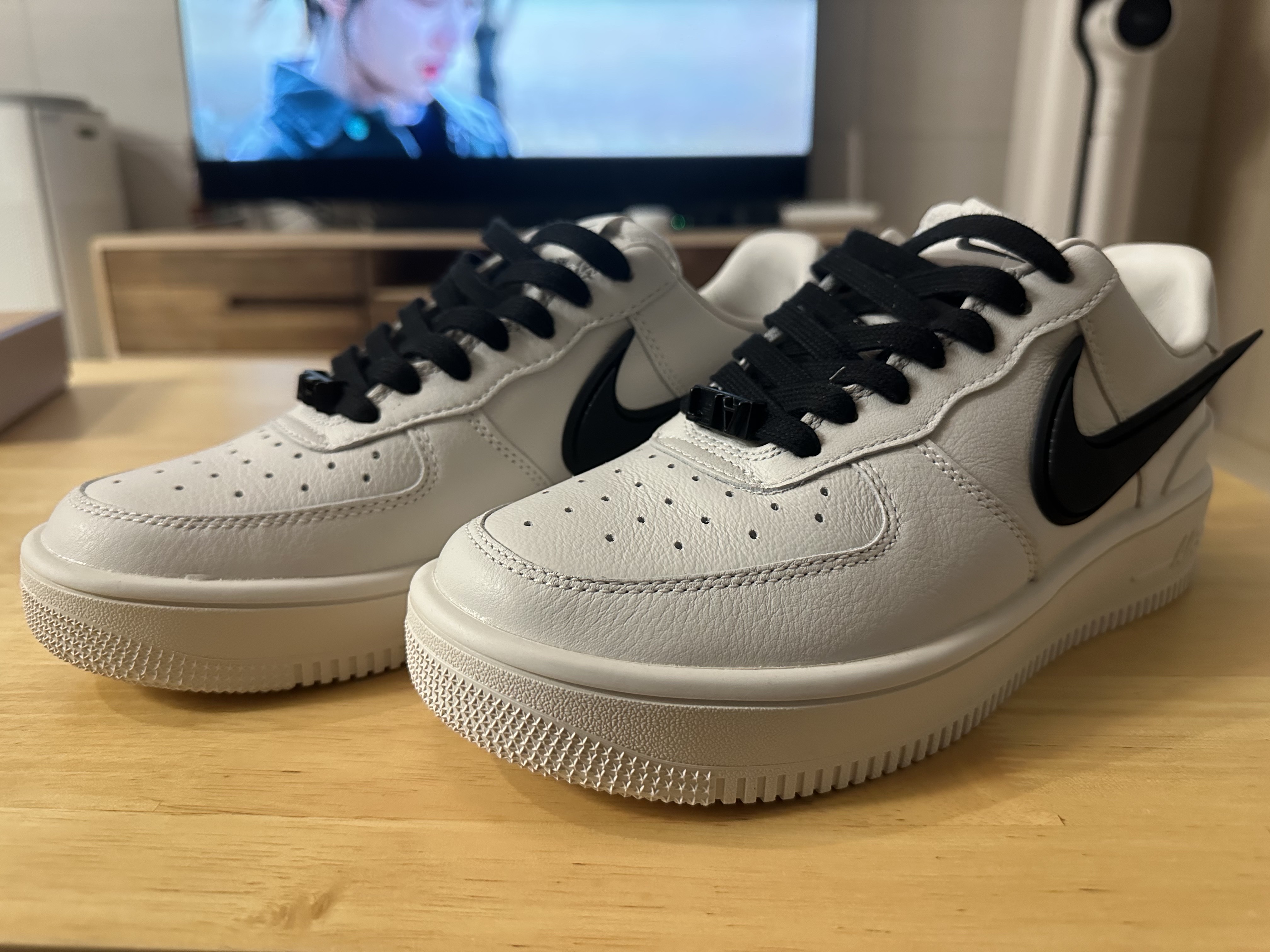 Nike x Ambush Air Force 1 Low SP Phantom 착용 스타일