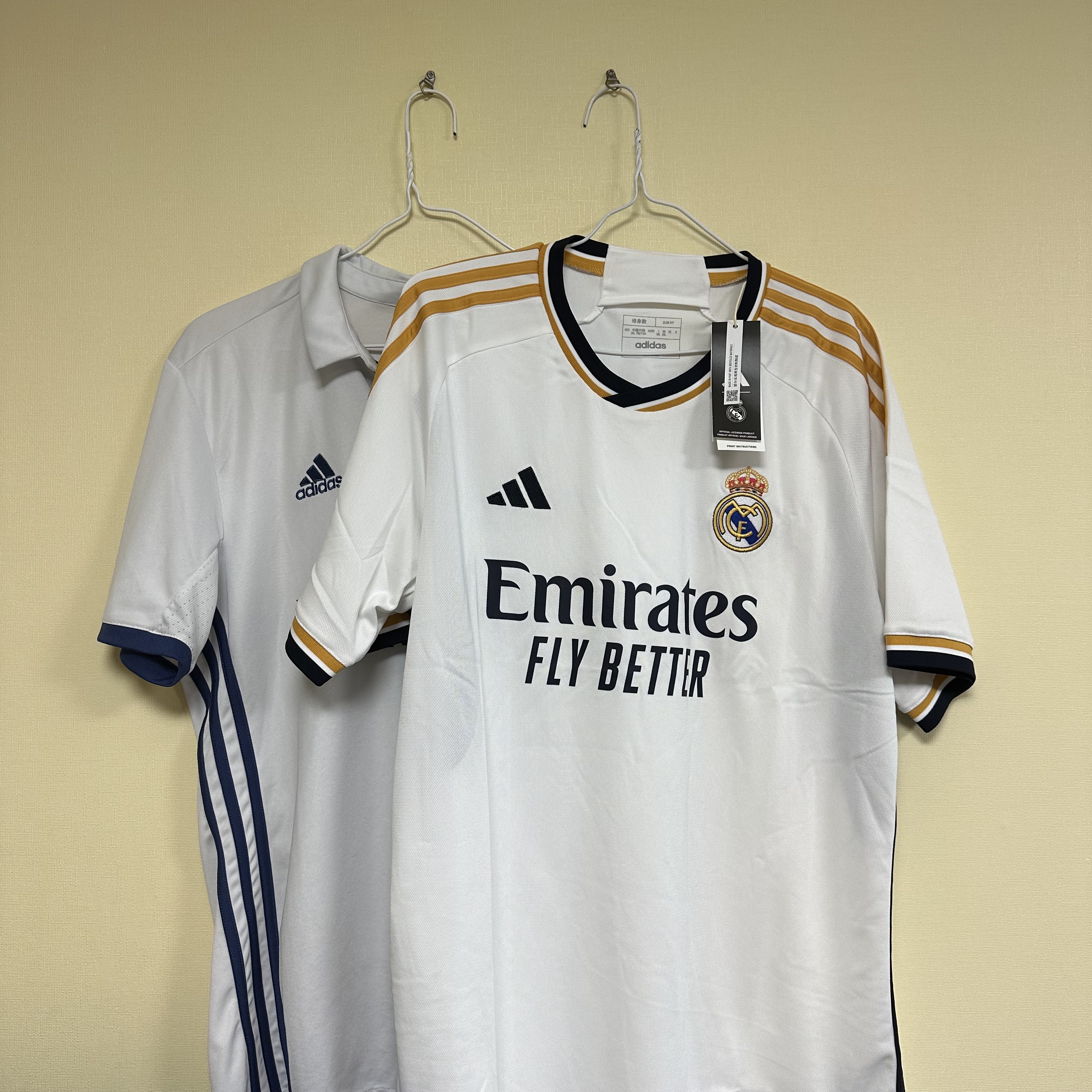 Adidas Real Madrid 2023/24 Home Jersey White - KR Sizing (Non Marking Ver.) 착용 스타일 - 3
