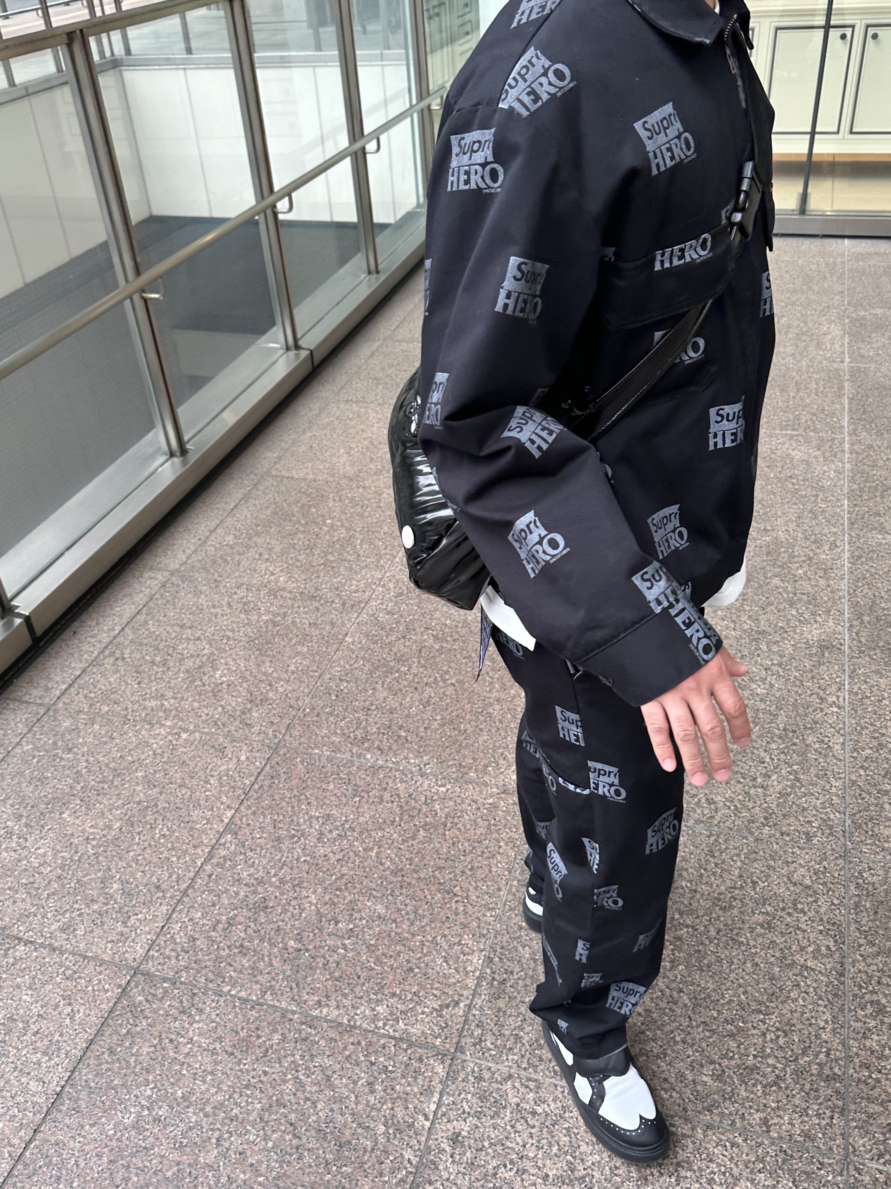 Supreme Antihero Work Jacket Black - 22SS, Supreme Antihero Work Pants Black - 22SS 착용 스타일 - 5