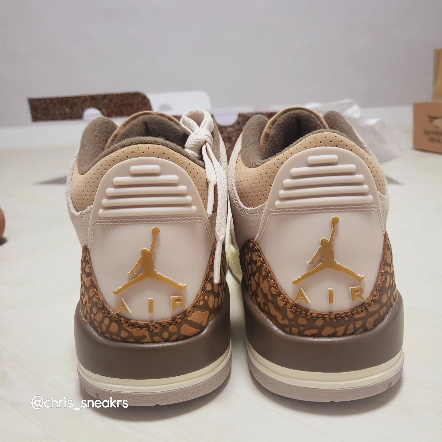 Jordan 3 Retro Orewood Brown 착용 스타일 - 2
