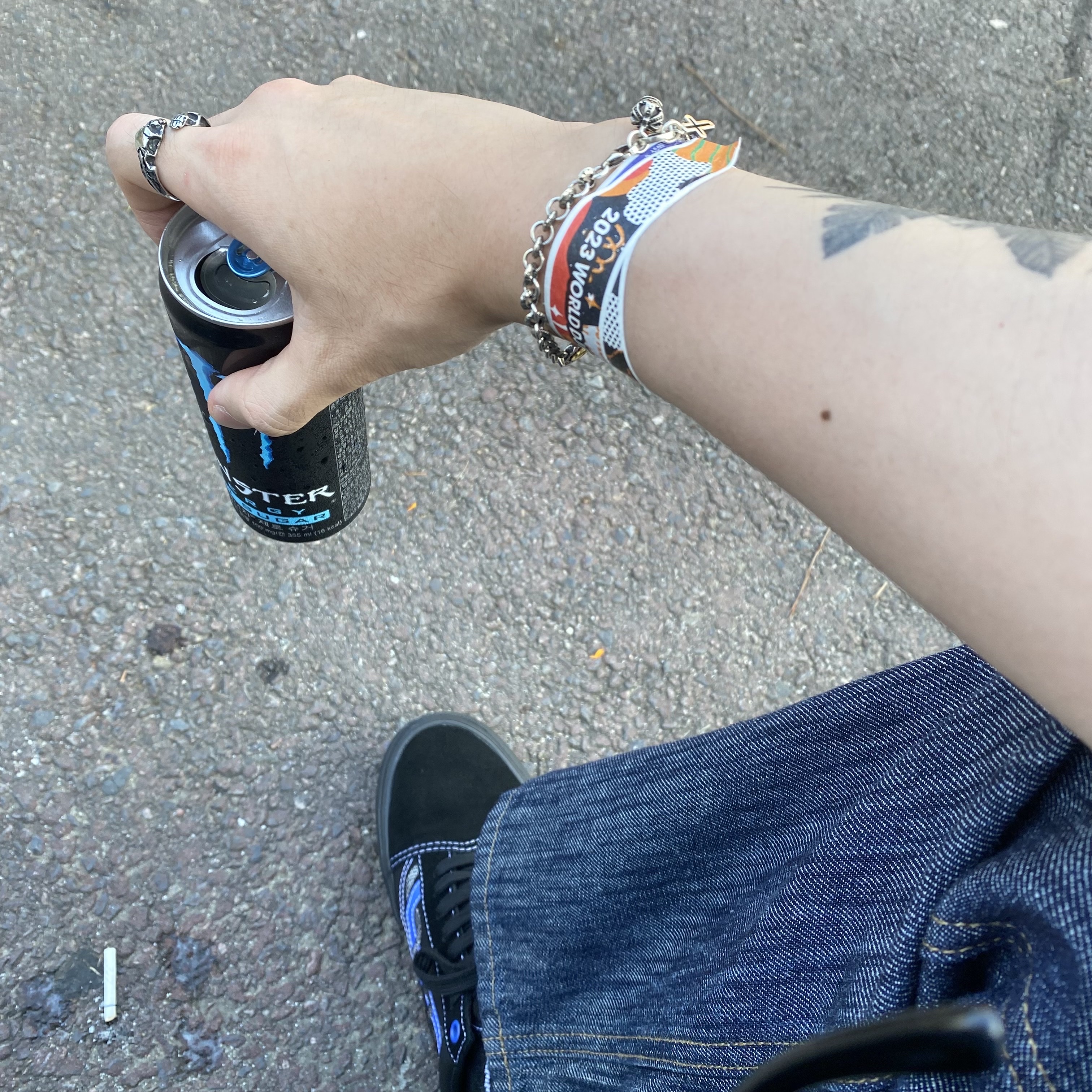 Vans x Breana Geering Skate Old Skool Blue Black, Apple Watch Series 7 45mm Cellular Silver Stainless Steel Case with Sport Band Starlight (Korean Ver.) 착용 스타일 - 2