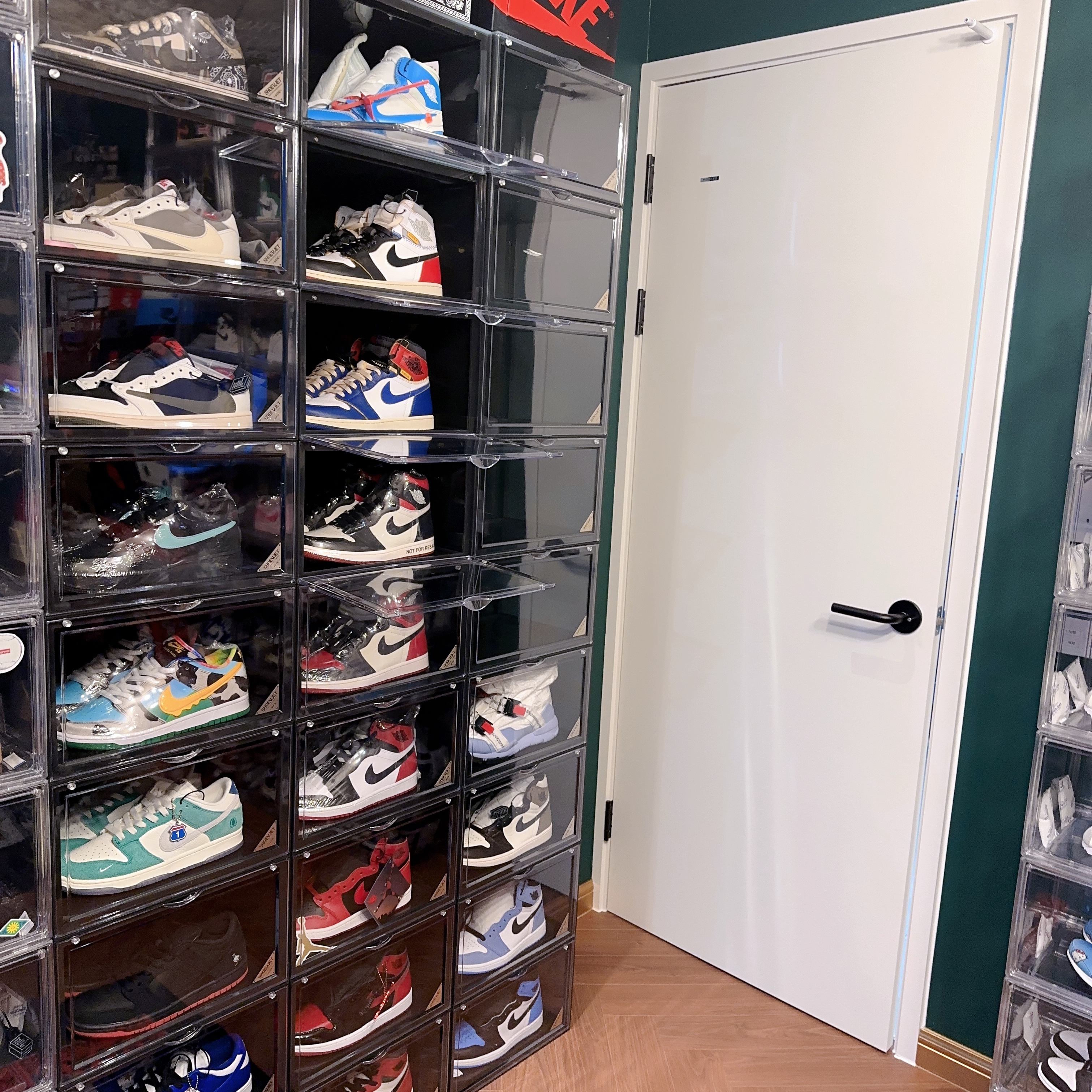 Jordan 1 x Off-White Retro High University Blue, Jordan 1 x Union Retro High Black Toe 착용 스타일