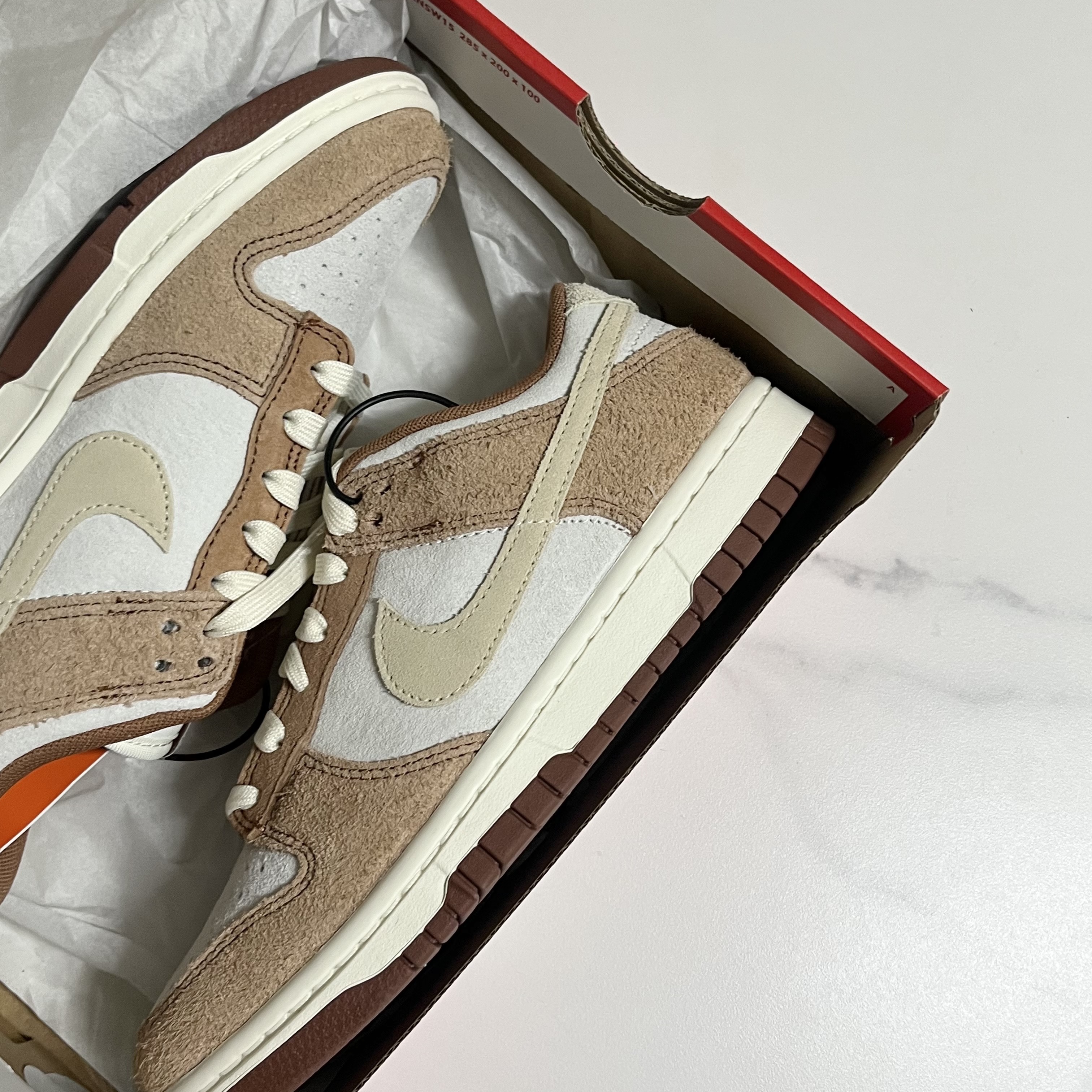 Nike Dunk Low Pro Premium Medium Curry 착용 스타일