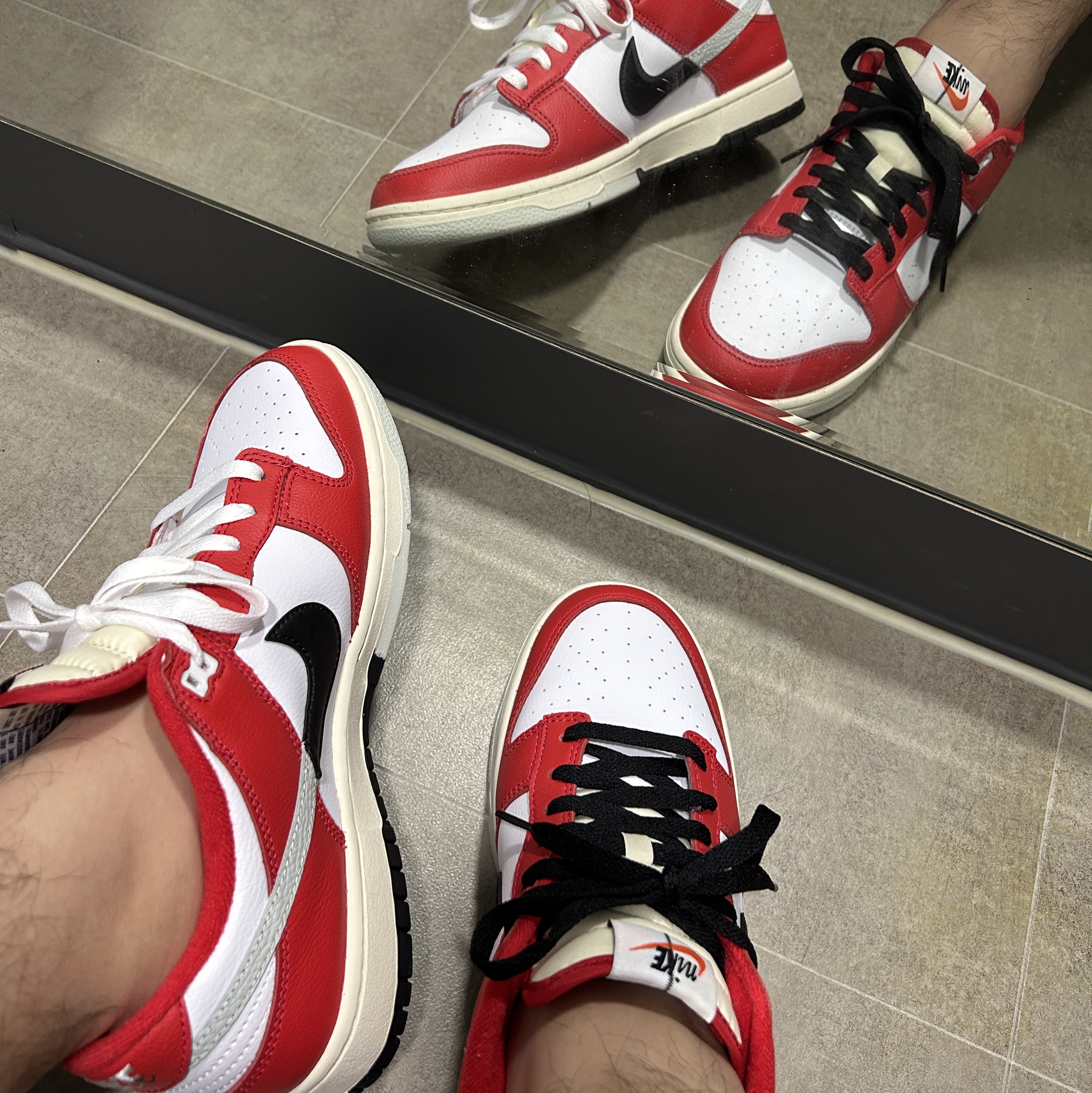 Nike Dunk Low Retro PRM University Red Black 착용 스타일