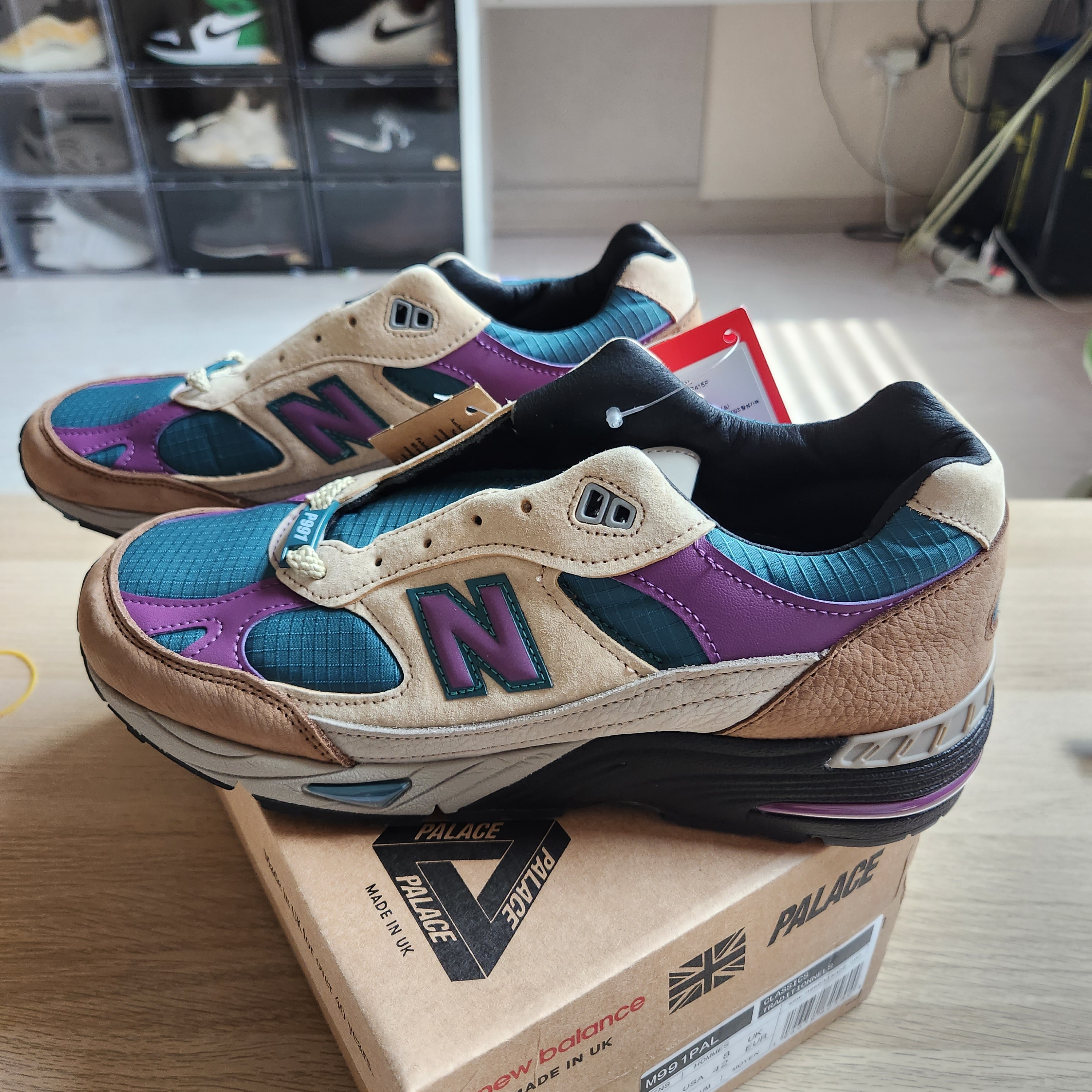 New Balance x Palace 991 Made in UK Teal Brown 착용 스타일 - 2