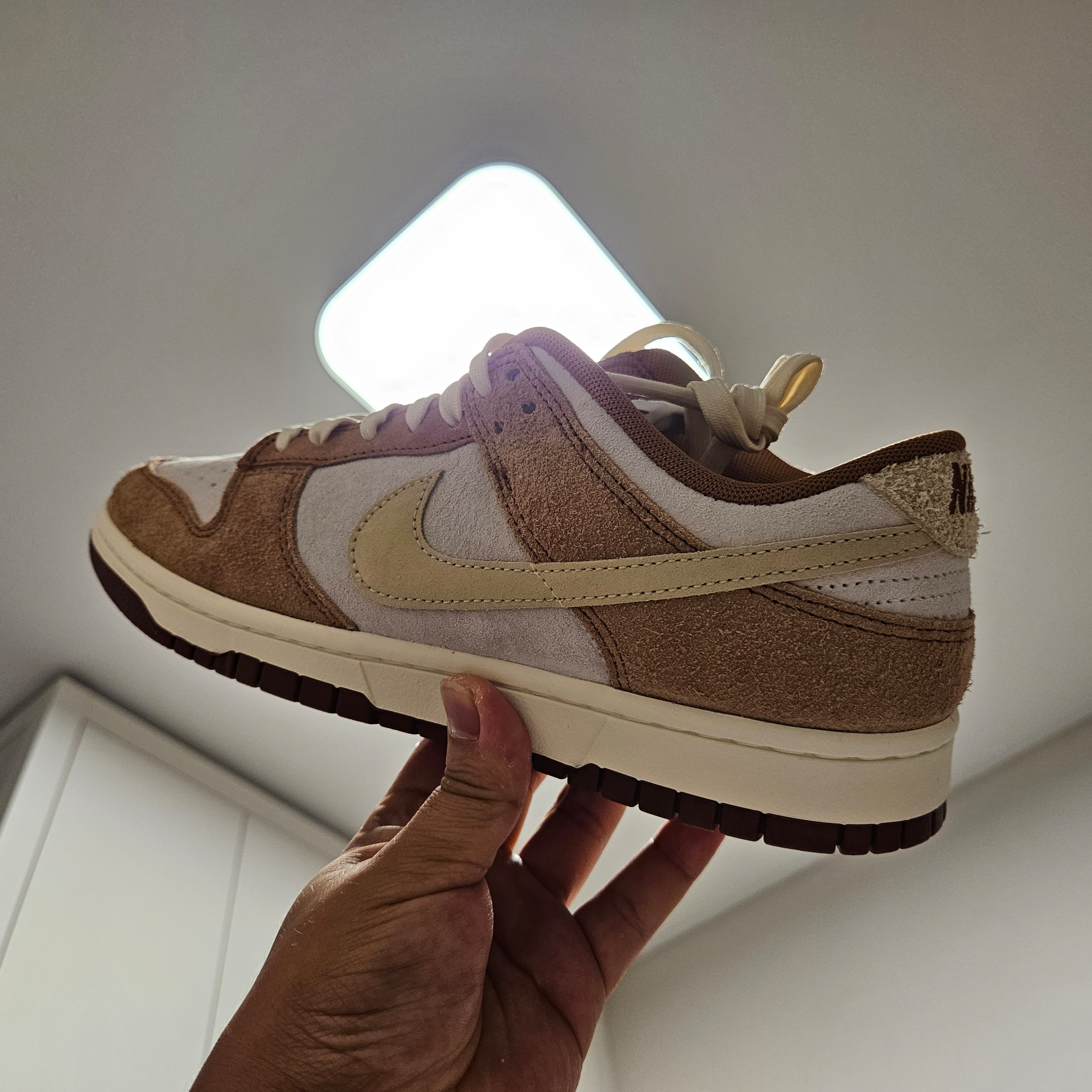 Nike Dunk Low Pro Premium Medium Curry 착용 스타일