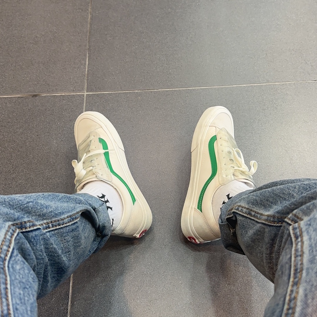Vans Style 36 Marshmallow Jolly Green 착용 스타일