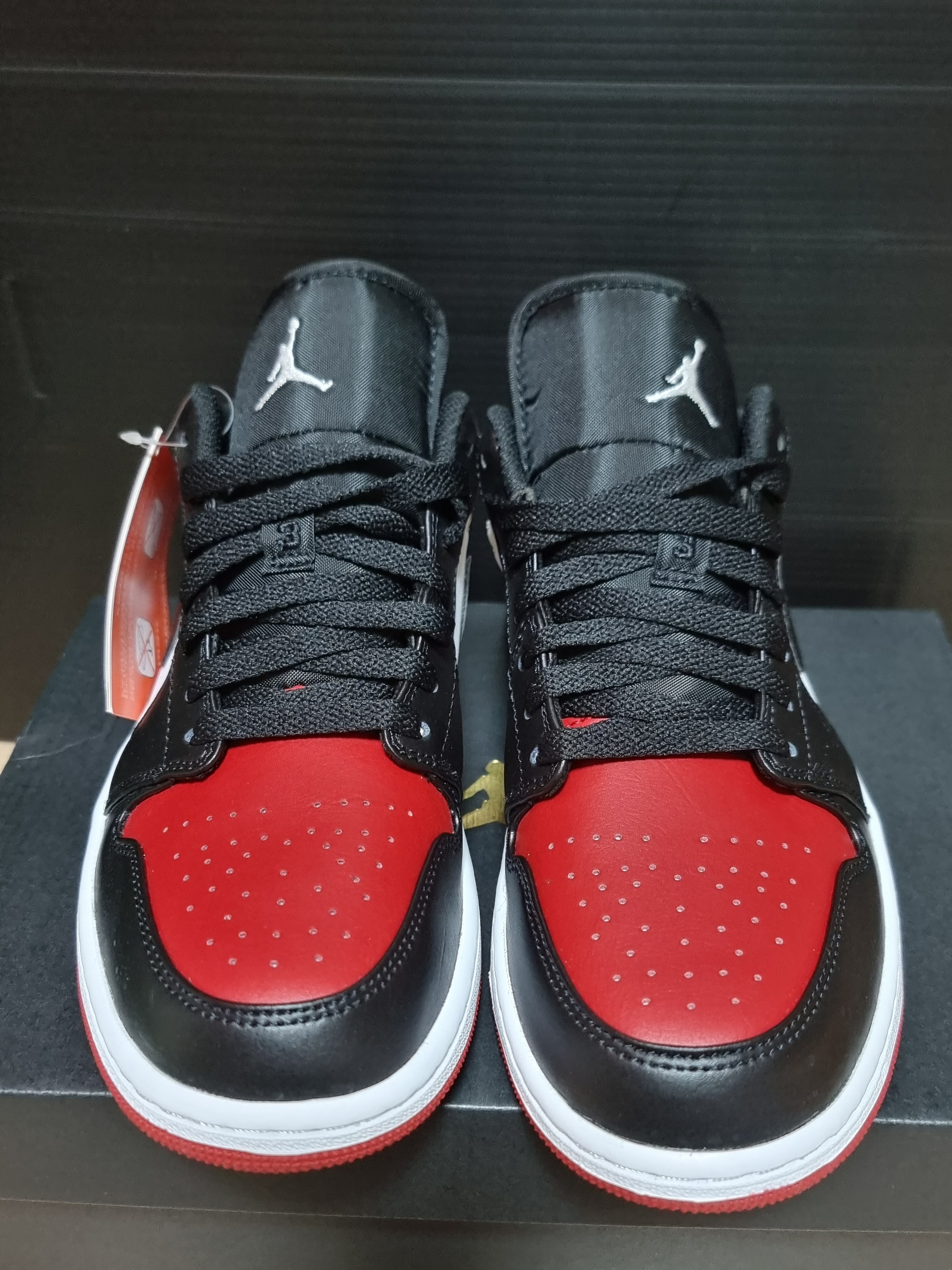 Jordan 1 Low Bred Toe 착용 스타일 - 1