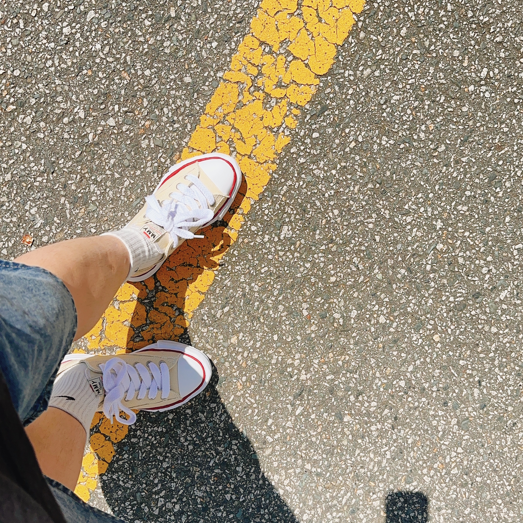 Maison Mihara Yasuhiro Peterson OG Sole Canvas Low-top Sneakers Natural 착용 스타일