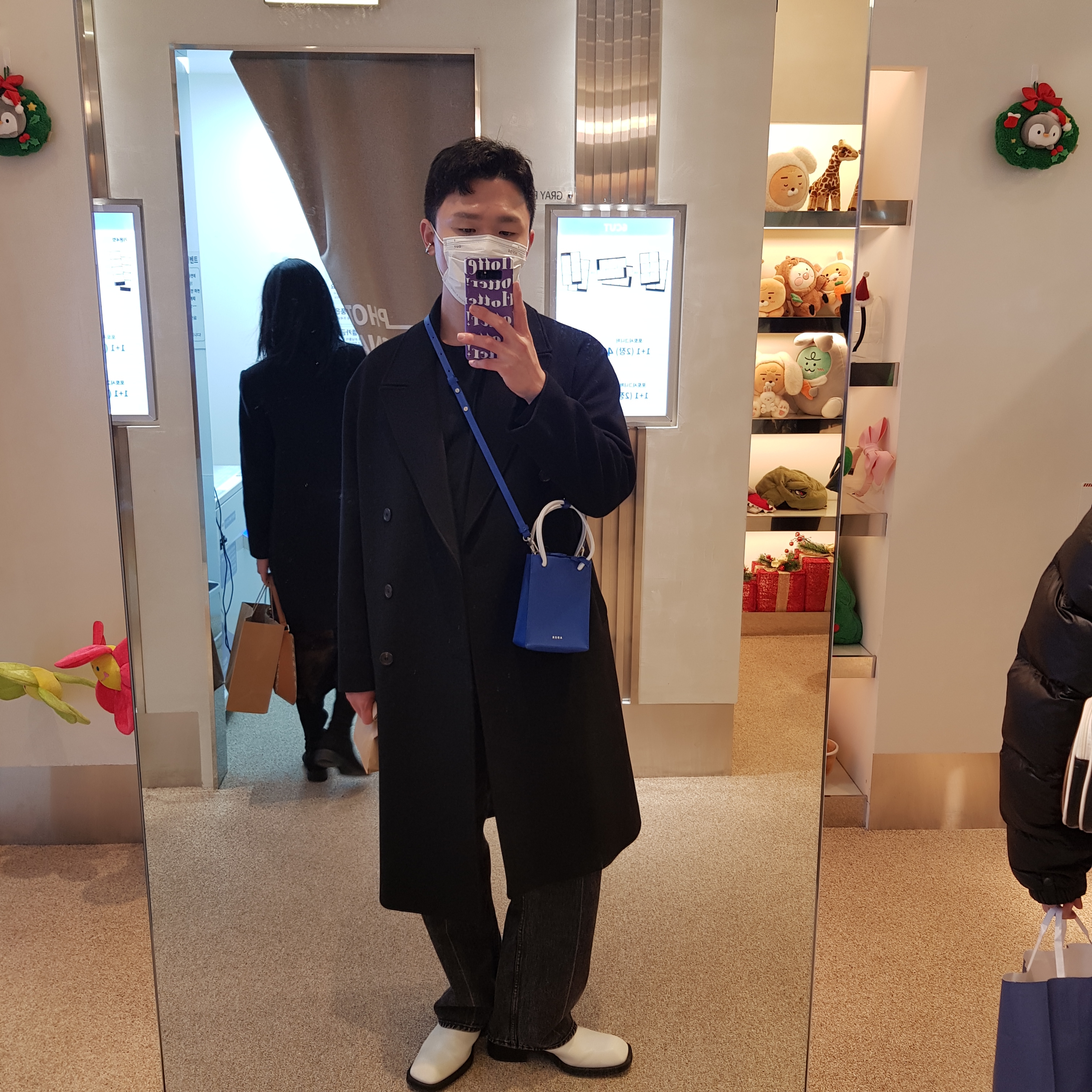 Ader Error Small Shopper Bag Blue 착용 스타일